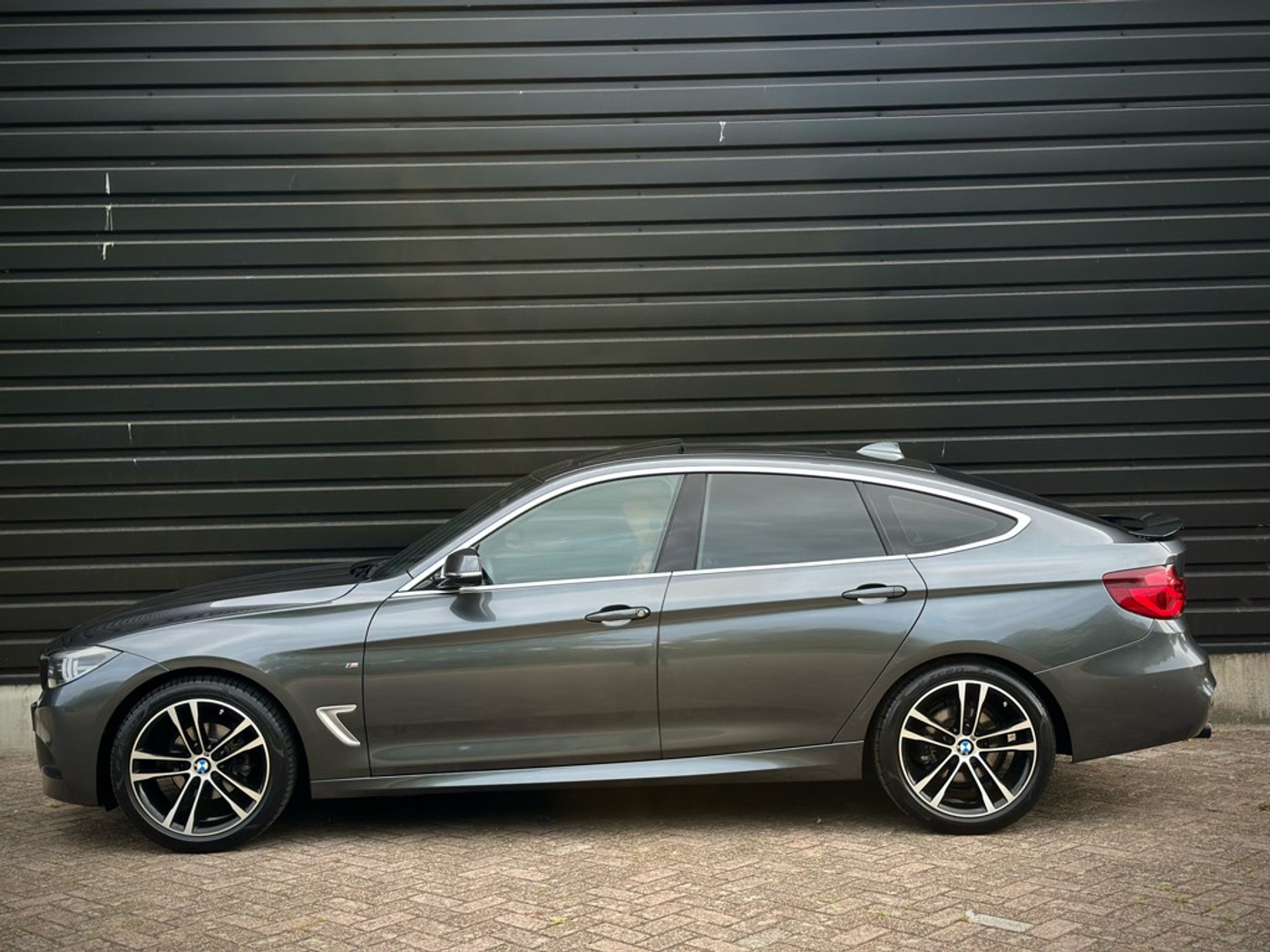 Foto van BMW 320i