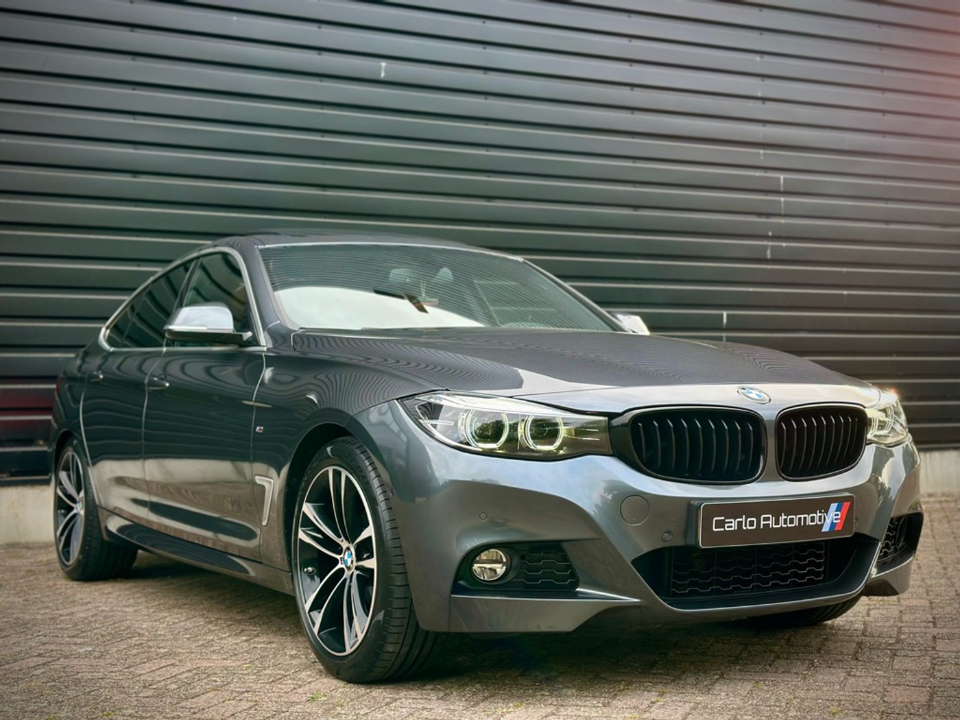 Foto van BMW 320i