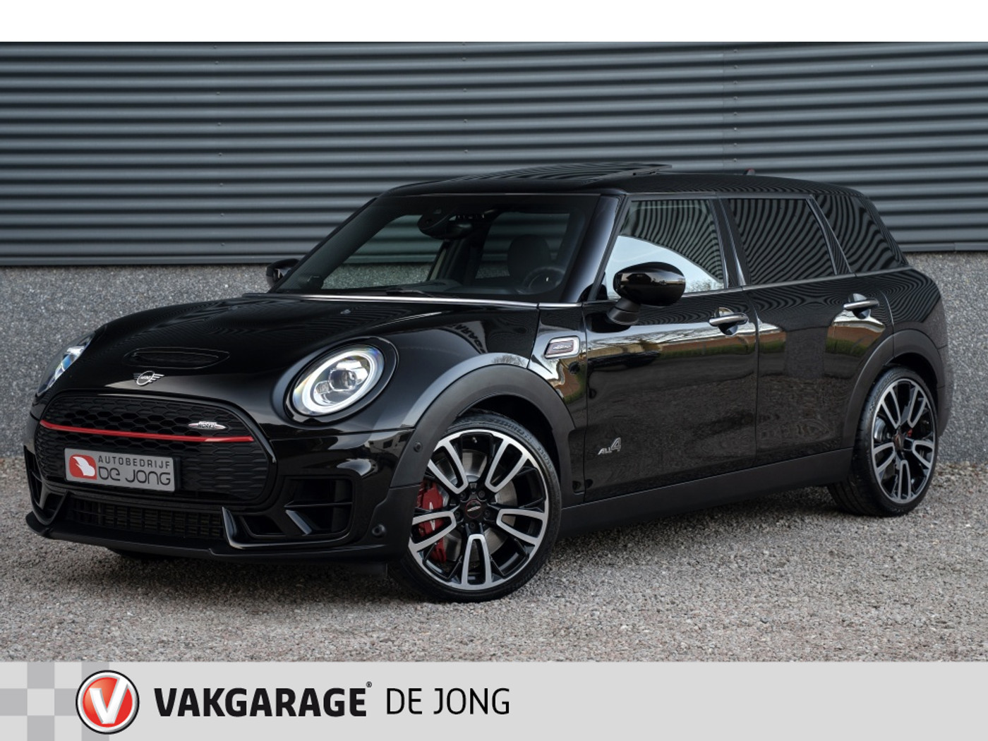 Mini Clubman JCW All4 JCW ALL4 306PK | NL Auto | full option | Pano | H&K | HUD | Came 2019 - voorkant