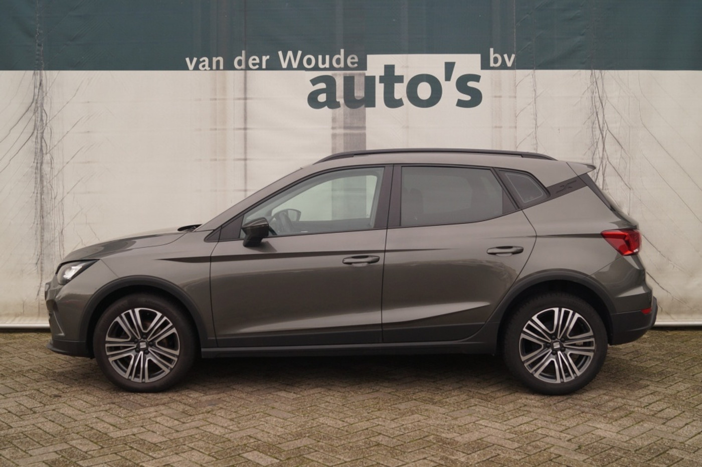 Seat Arona 1.0 TSI Style 2022 - voorkant