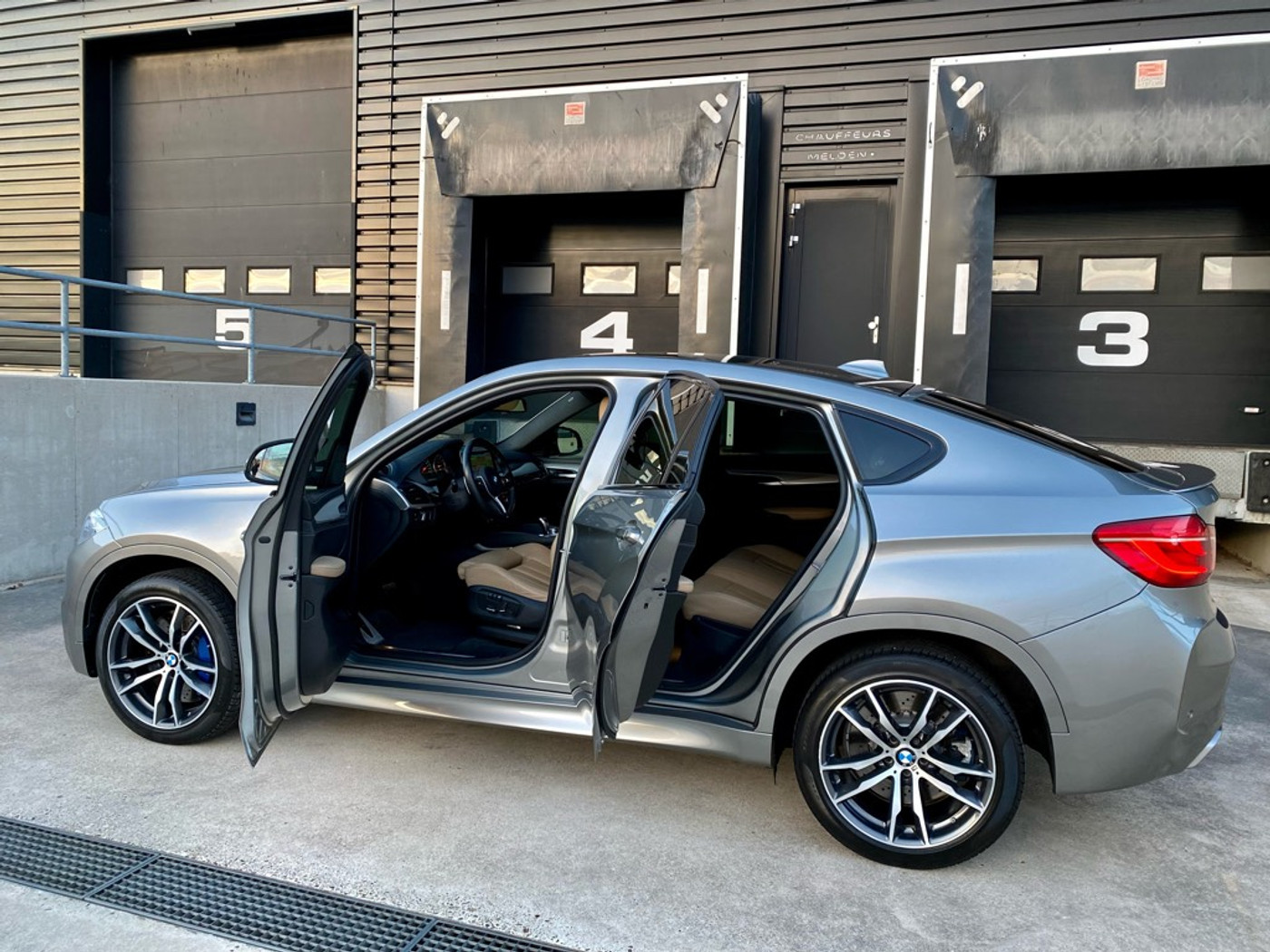 Foto van BMW X6 M