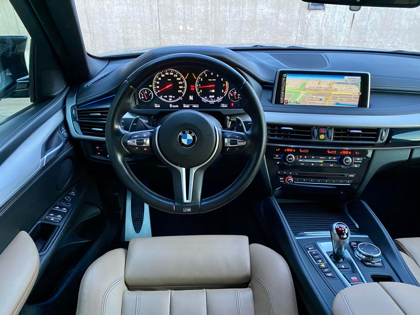 Foto van BMW X6 M