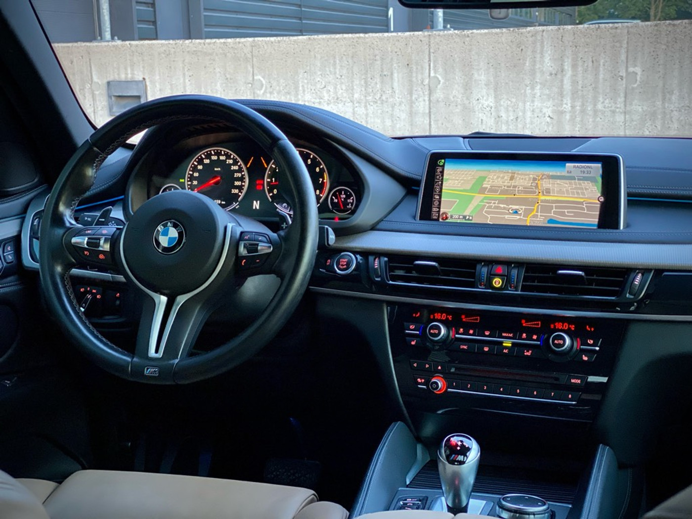 Foto van BMW X6 M