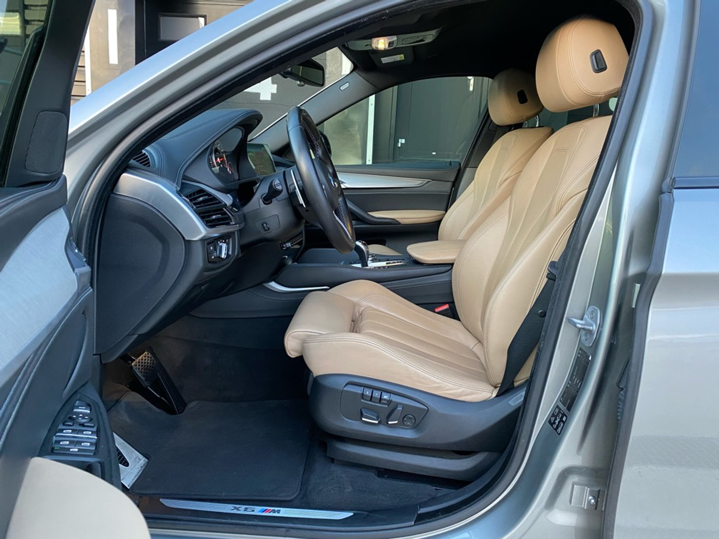 Foto van BMW X6 M