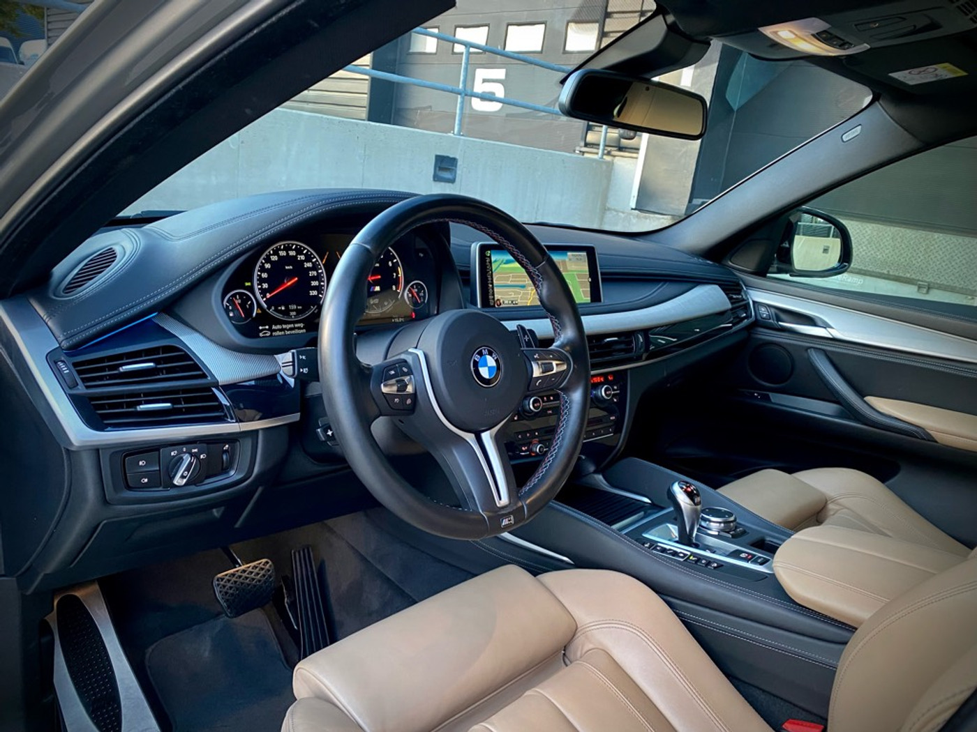 Foto van BMW X6 M