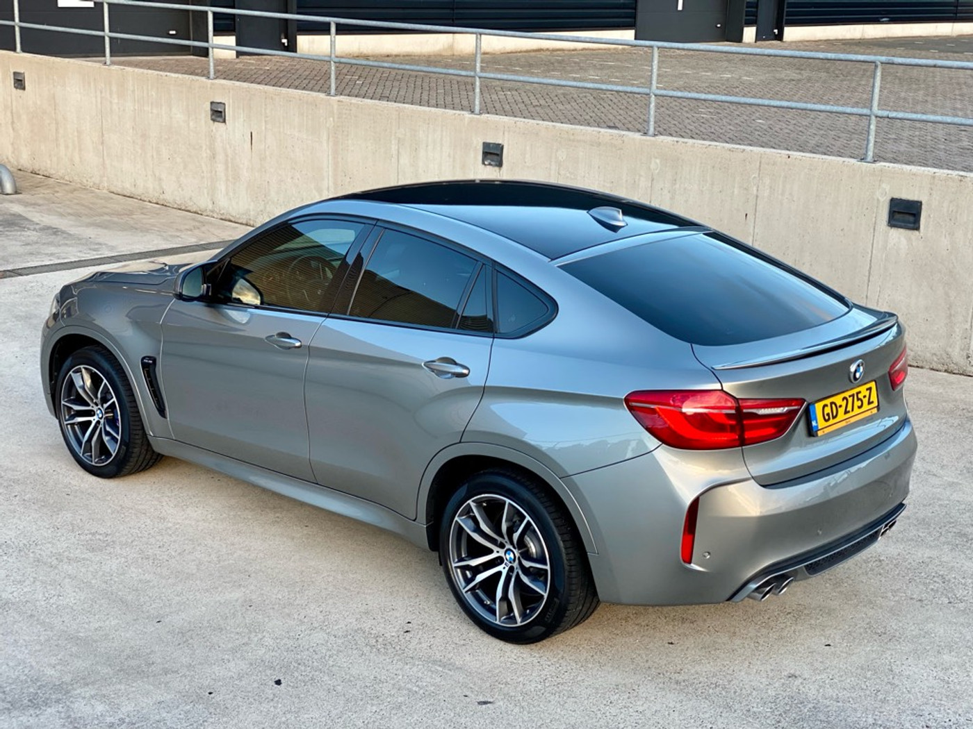 Foto van BMW X6 M