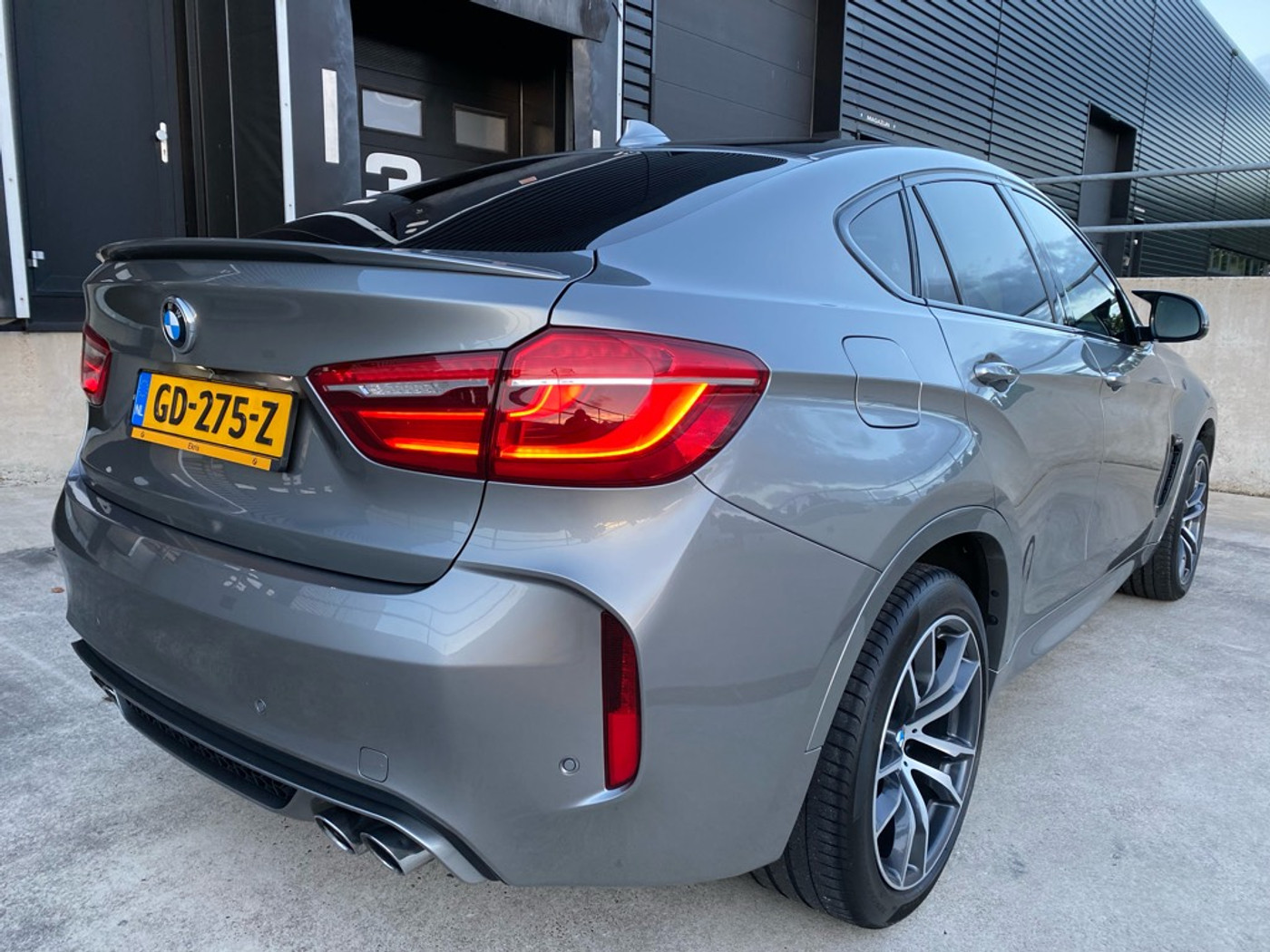 Foto van BMW X6 M