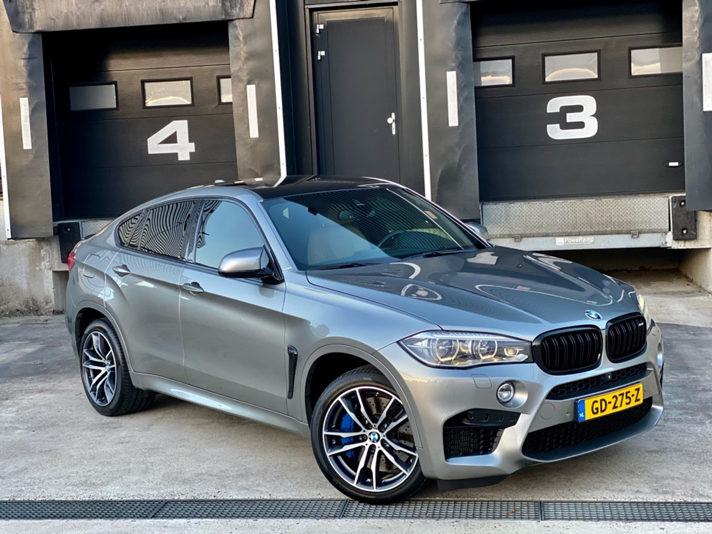 Foto van BMW X6 M
