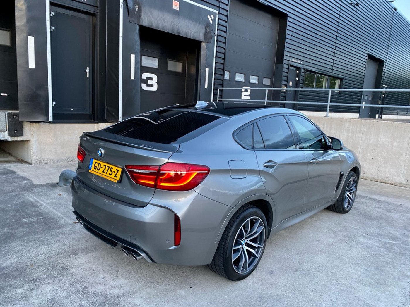 Foto van BMW X6 M