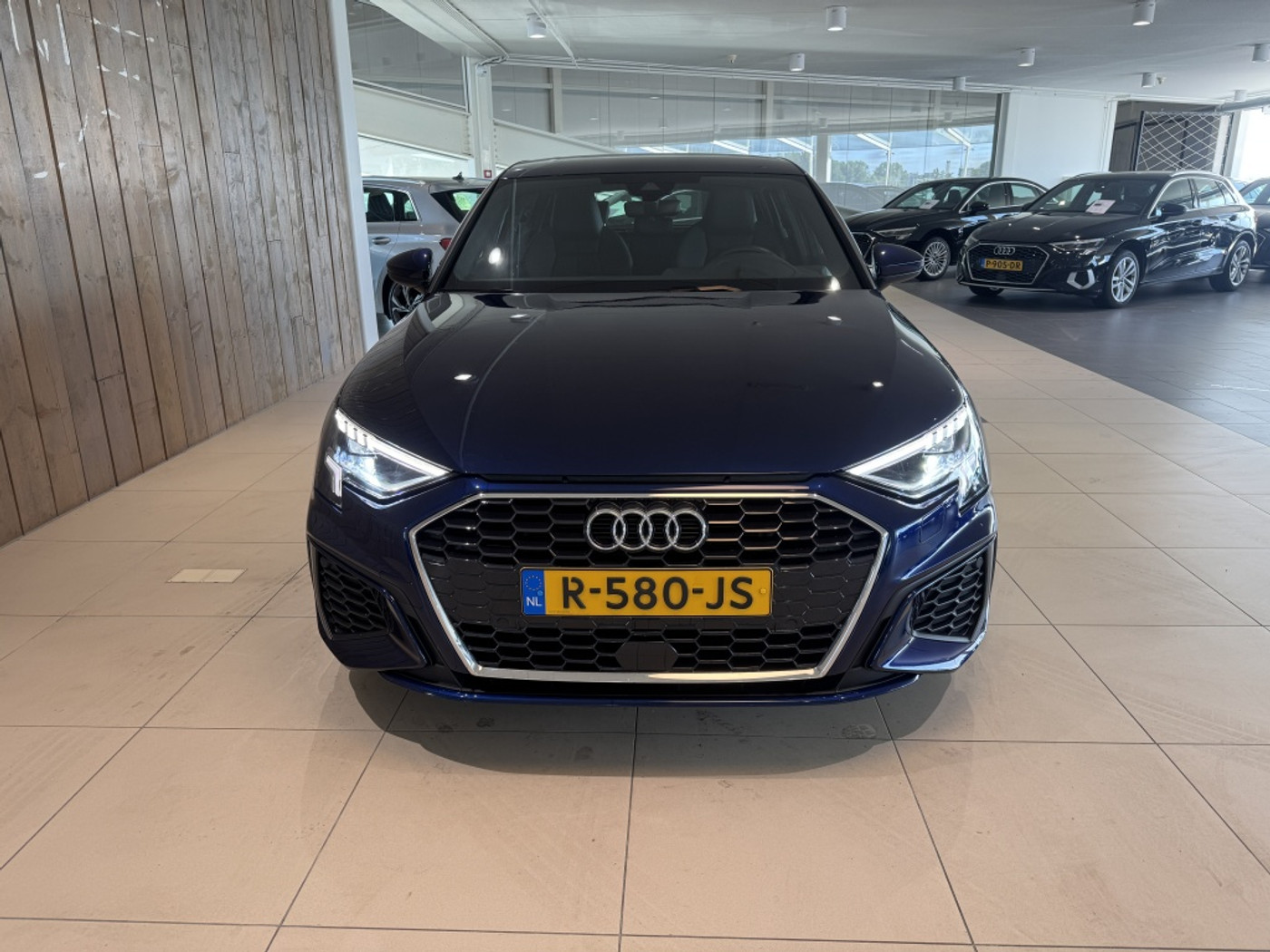 Audi A3 Sportback 30 TFSI S edition 2022 - voorkant