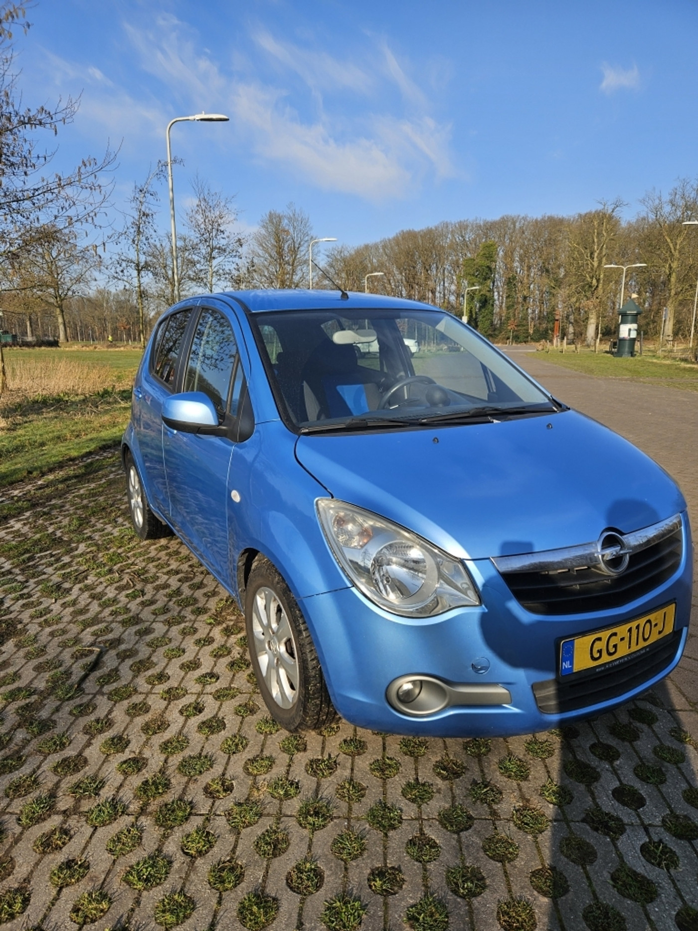 Opel Agila 1.0 Enjoy 2009 - voorkant