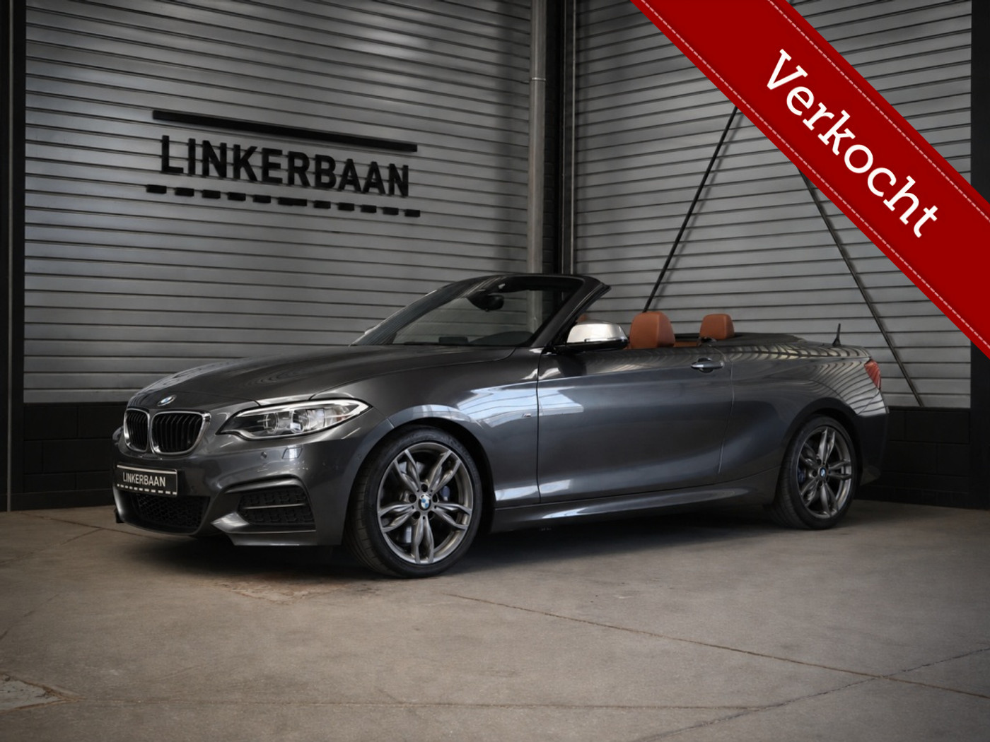 BMW M235i M235i Cabrio High Executive | Leder | H&K | Camera | Navi | 1 eig | NL Auto | 2015 - voorkant