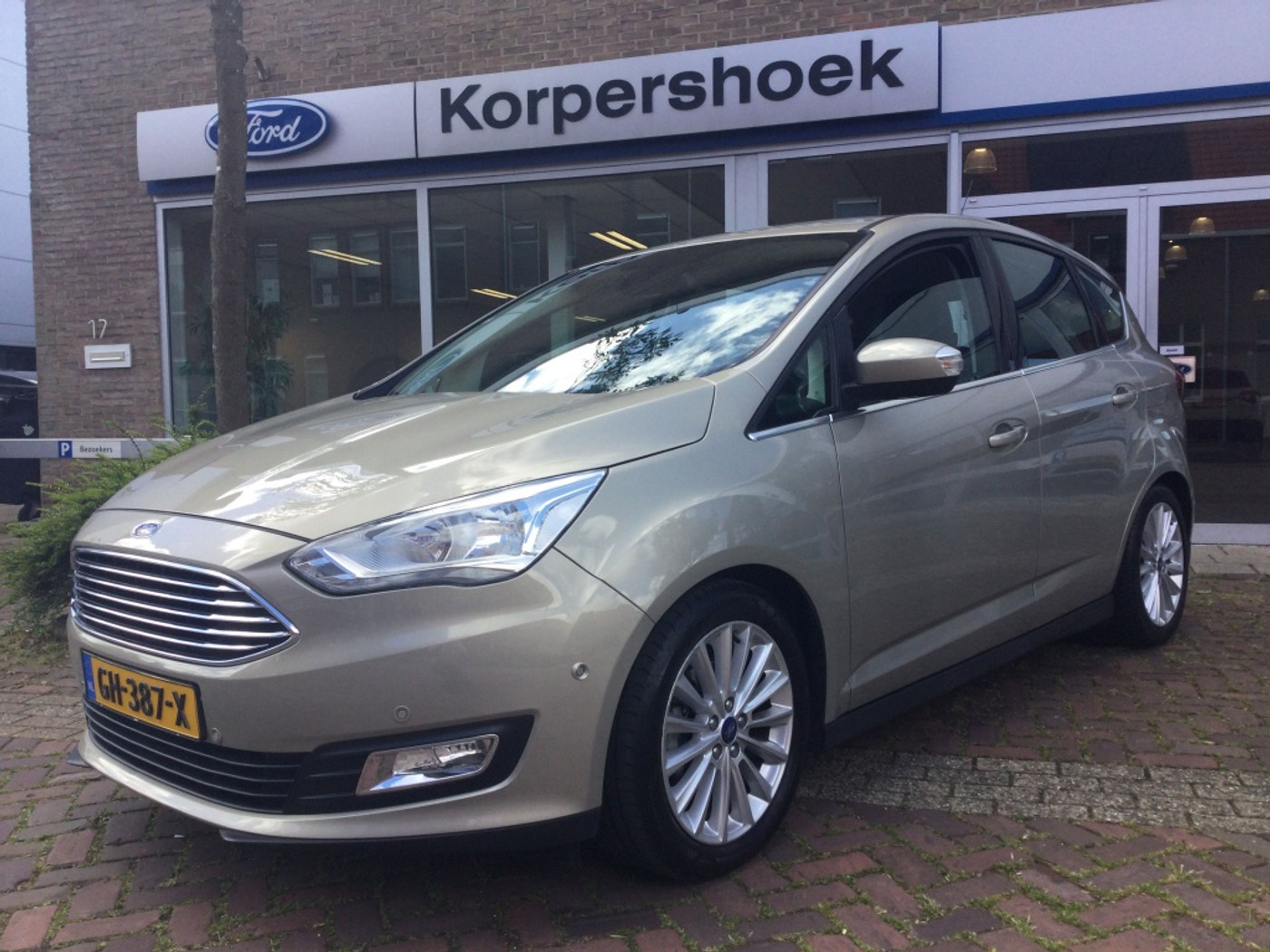 Ford C-max 1.0 EcoBoost 125 pk Titanium | Nw. distributieriem. 2015 - voorkant