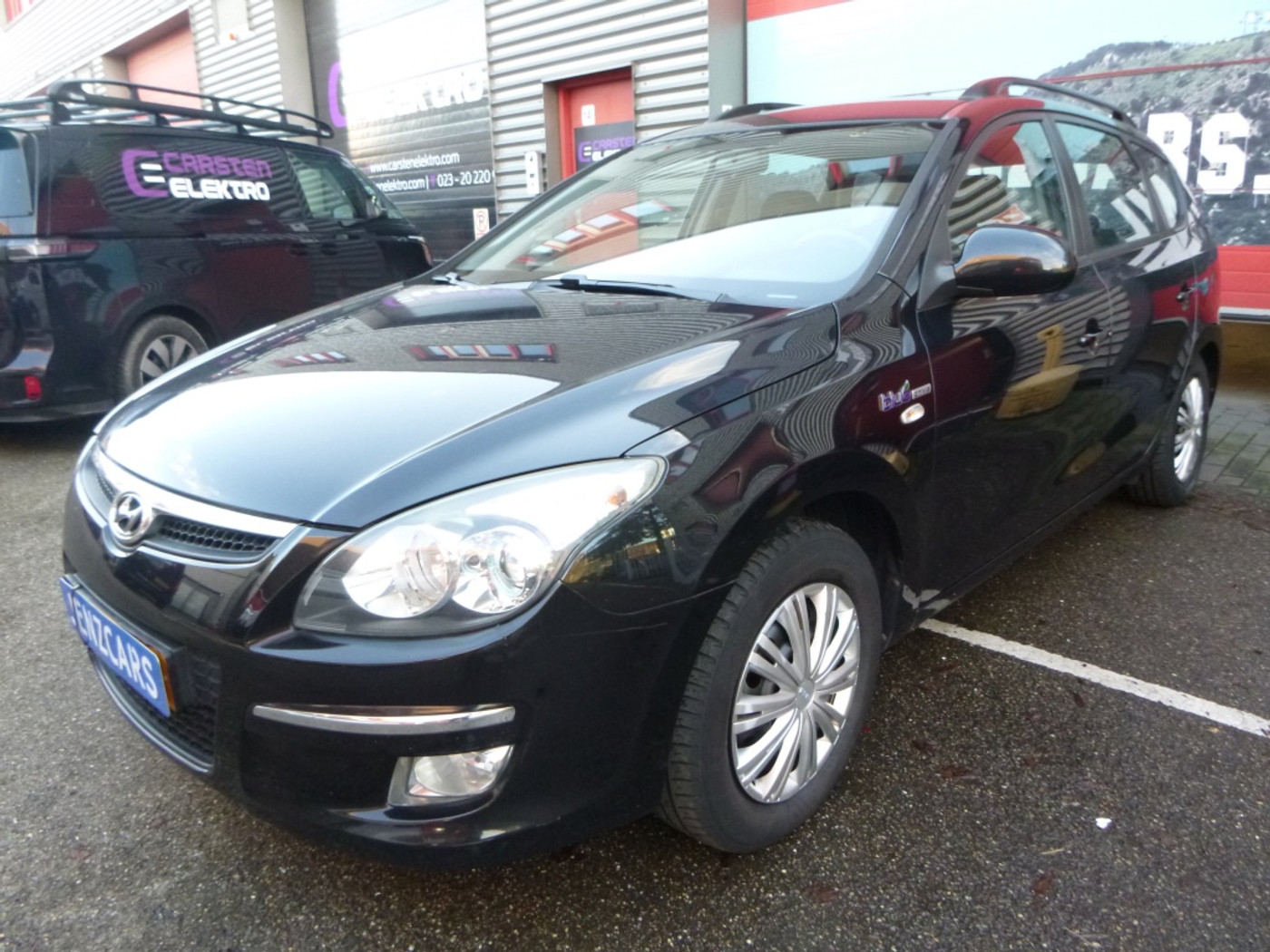 Hyundai I 30cw 1.4i Blue Dynamic,clima,trekhaak,alles electrisch. 2010 - voorkant