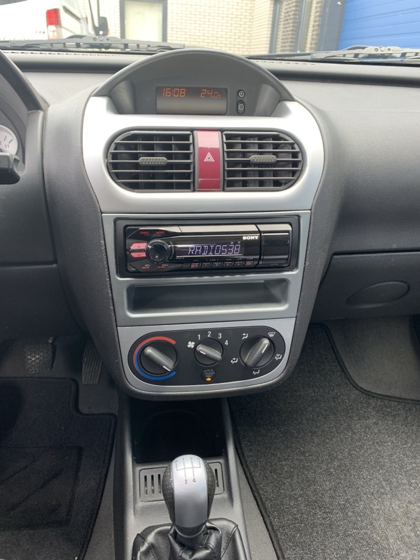 Foto van Opel Corsa-c