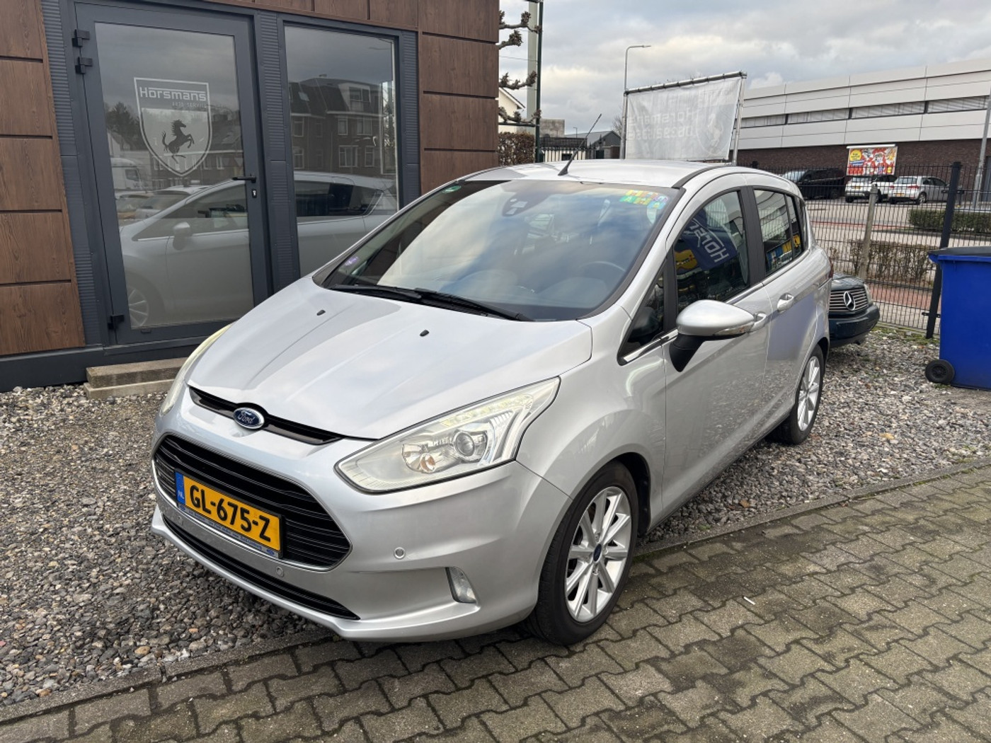 Ford B-max GERESERVEERD !!!!!!!!!!!!!! 2015 - voorkant