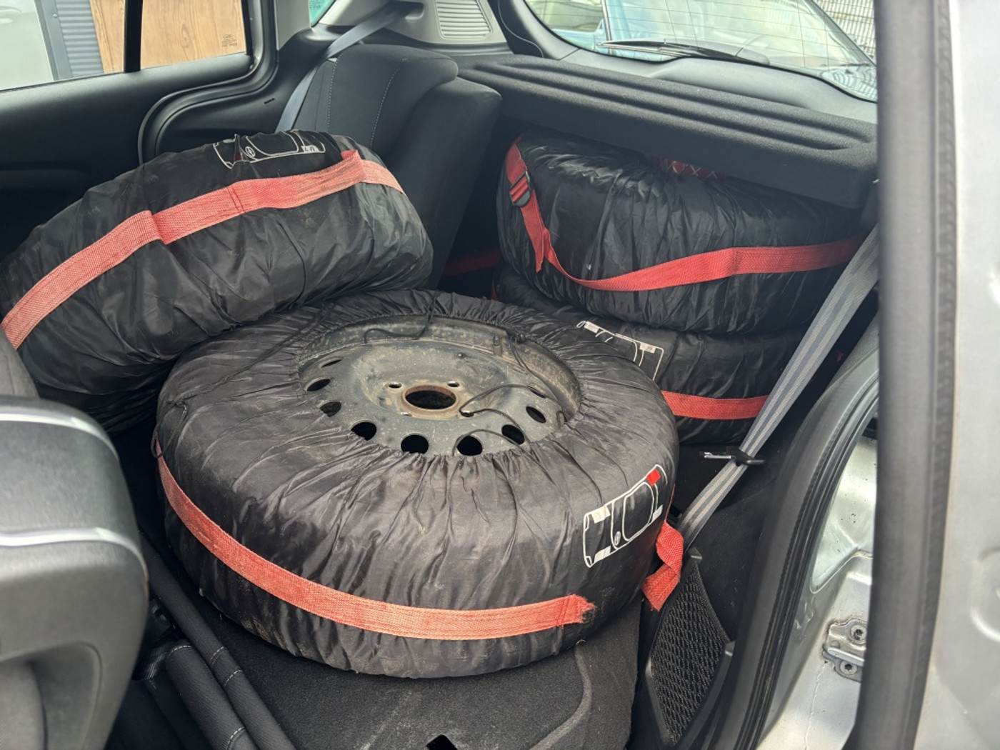 Foto van Ford B-max