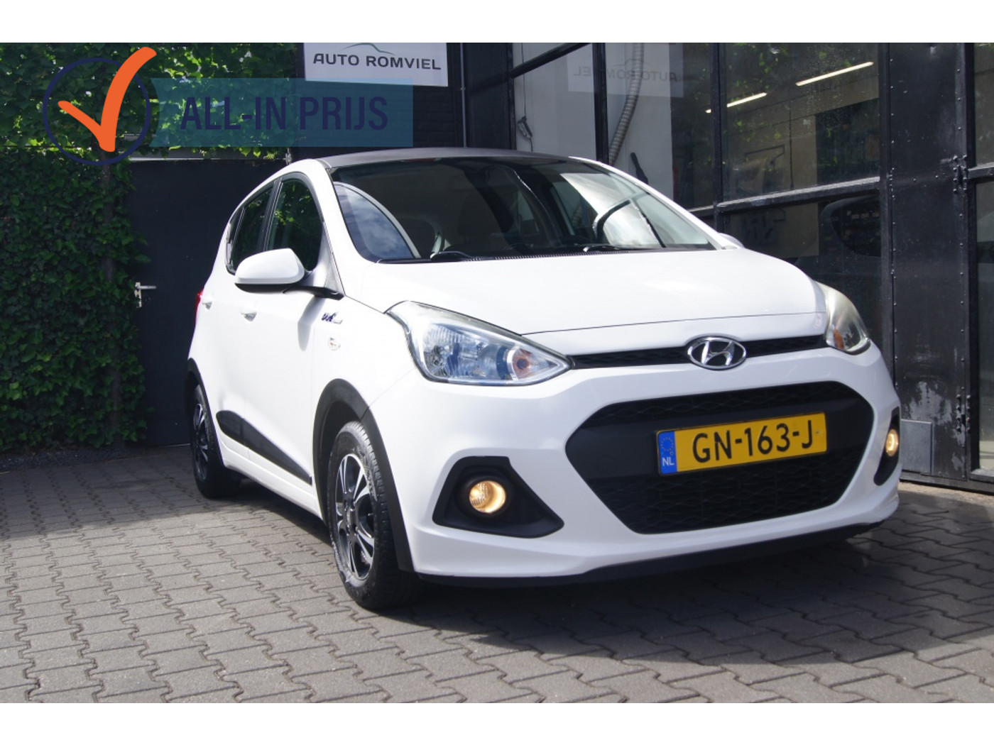Hyundai I10 1.0i i-Motion Comf. 2016 - voorkant