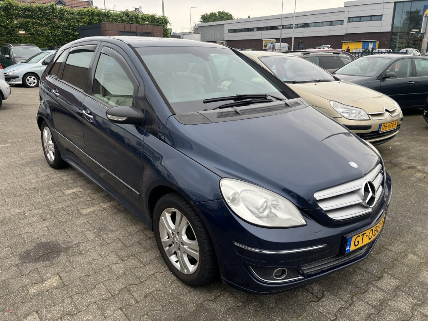 Mercedes-Benz B 200 GERESERVEERD 2005 - voorkant