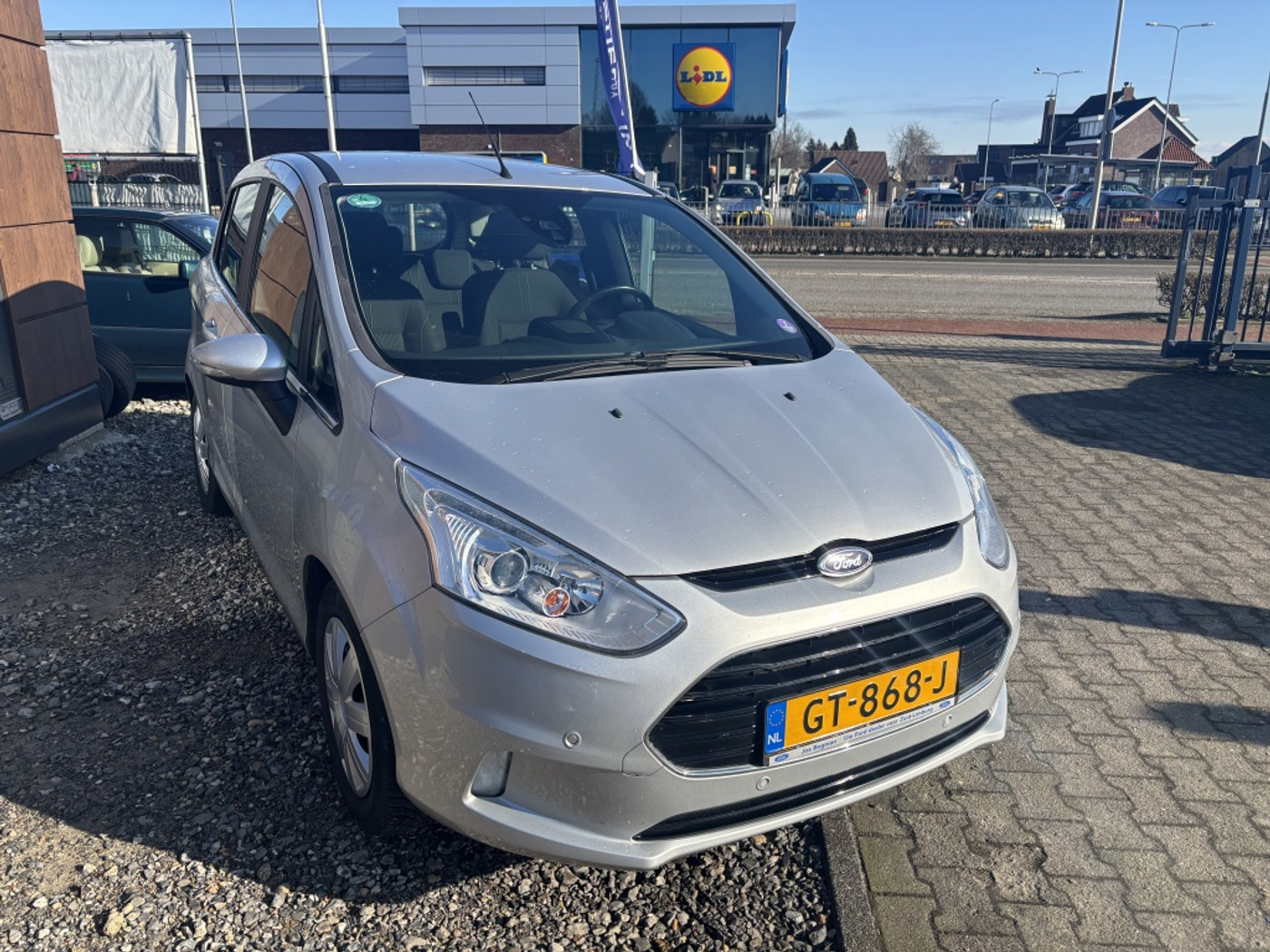Foto van Ford B-max