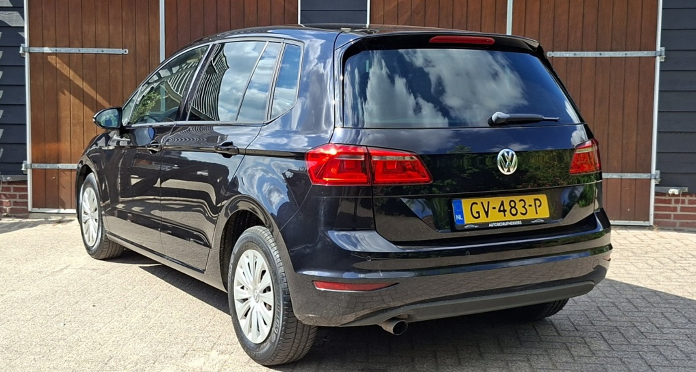 Foto van Volkswagen Golf Sportsvan