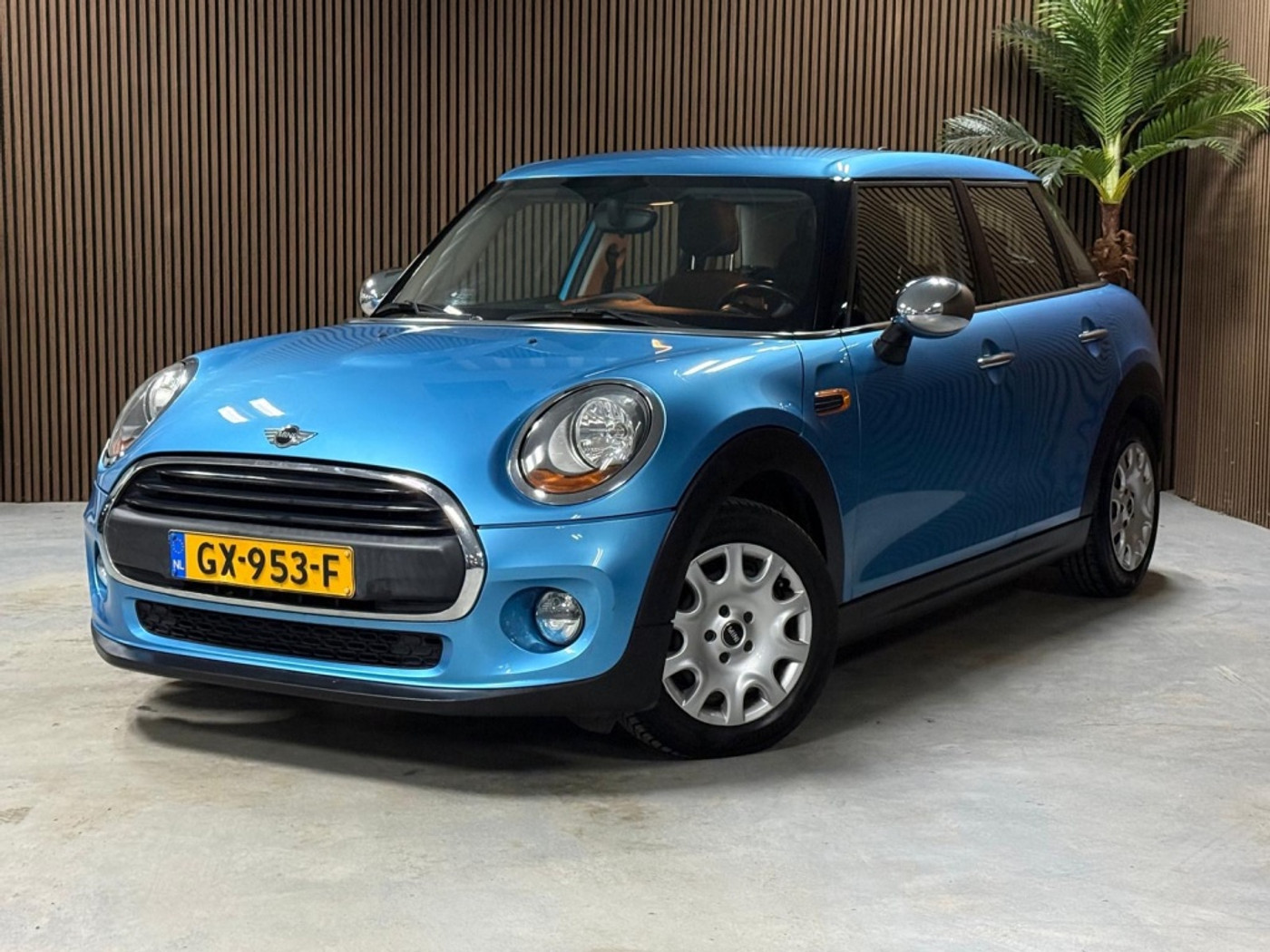 Mini One 1.2 One Business Nieuw D.Ketting Garantie 2015 - voorkant