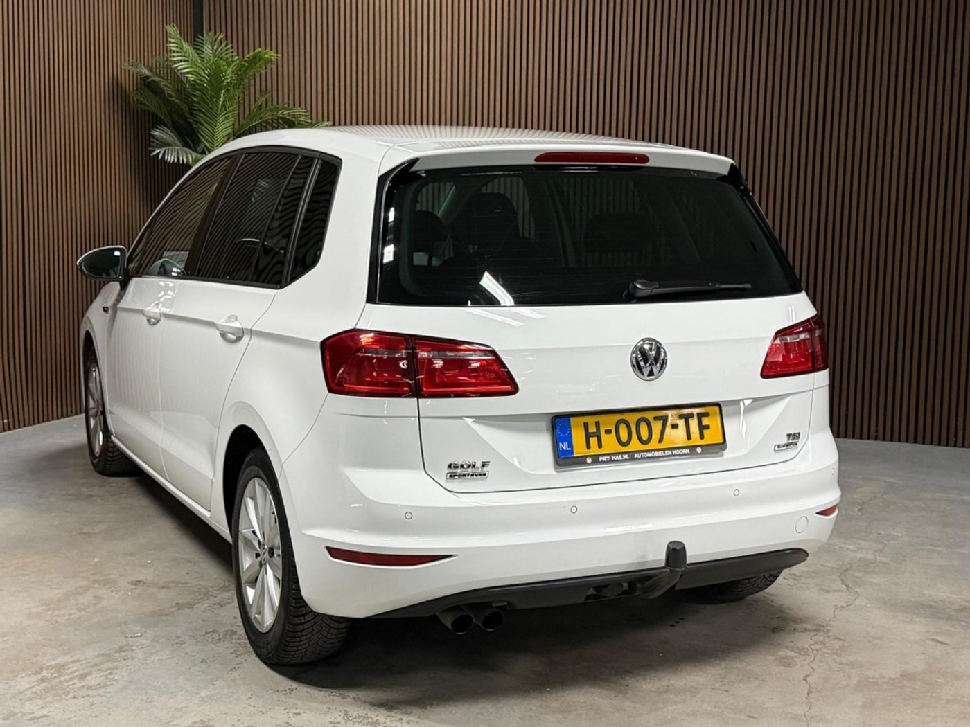 Foto van Volkswagen Golf Sportsvan