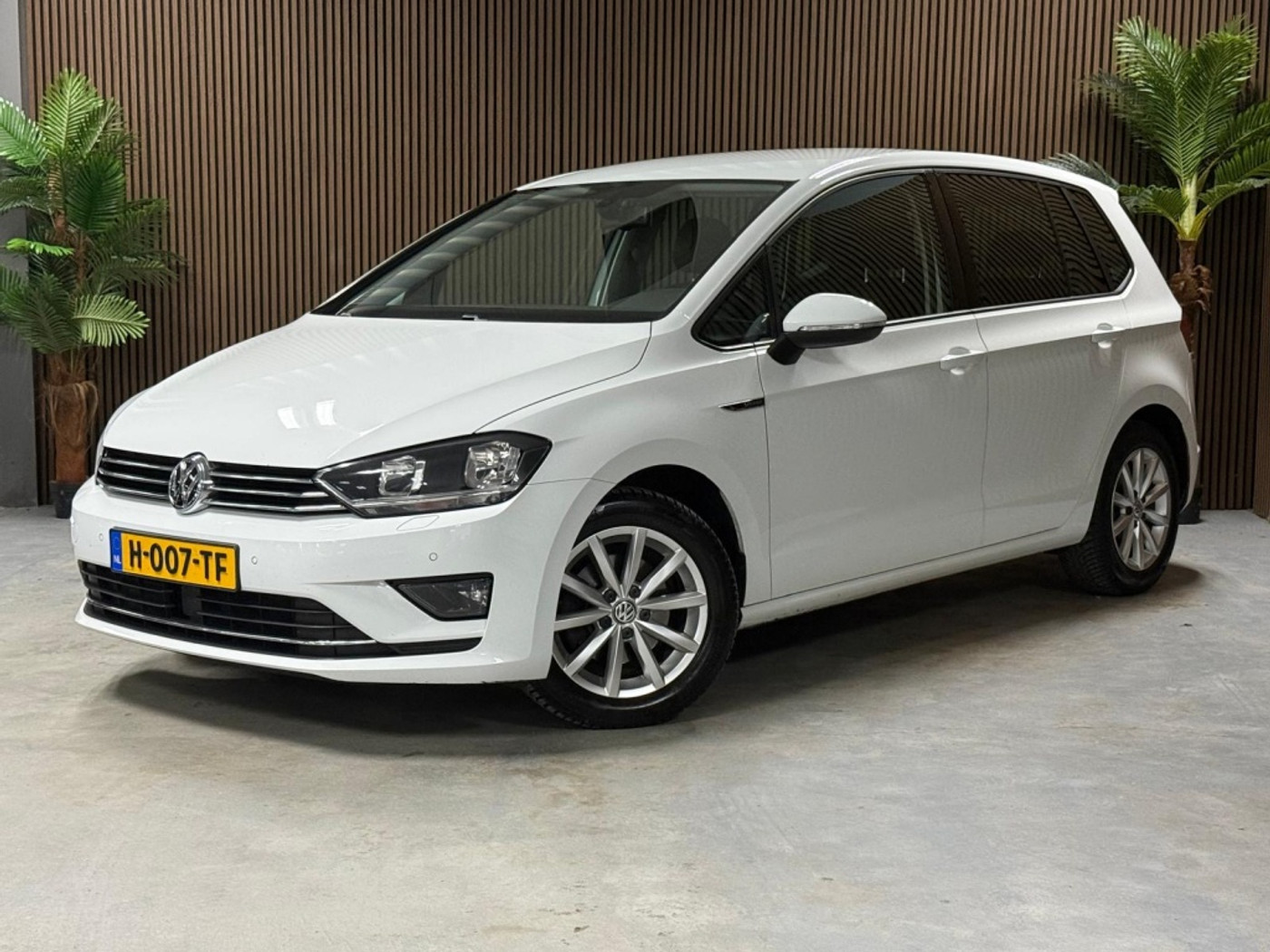 Foto van Volkswagen Golf Sportsvan