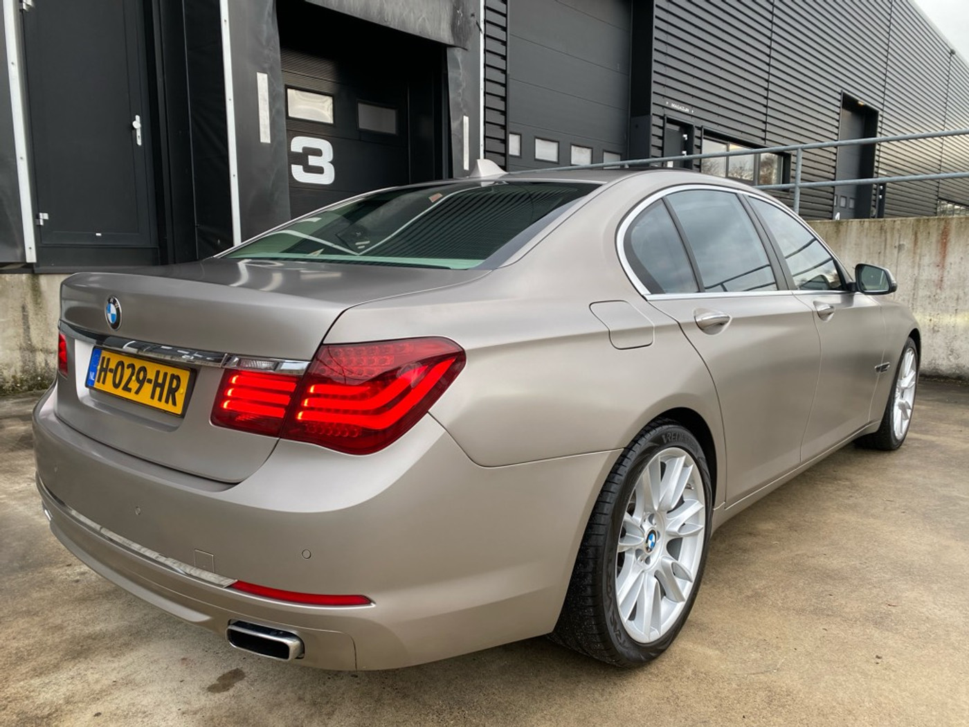Foto van BMW 750i xDrive