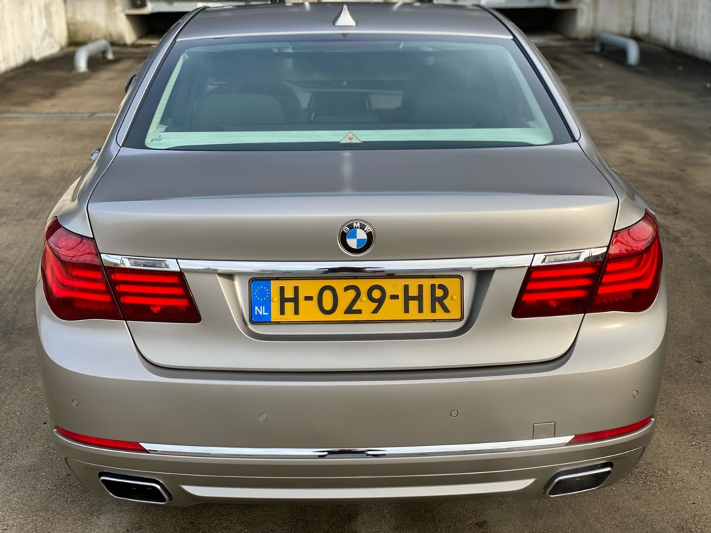 Foto van BMW 750i xDrive