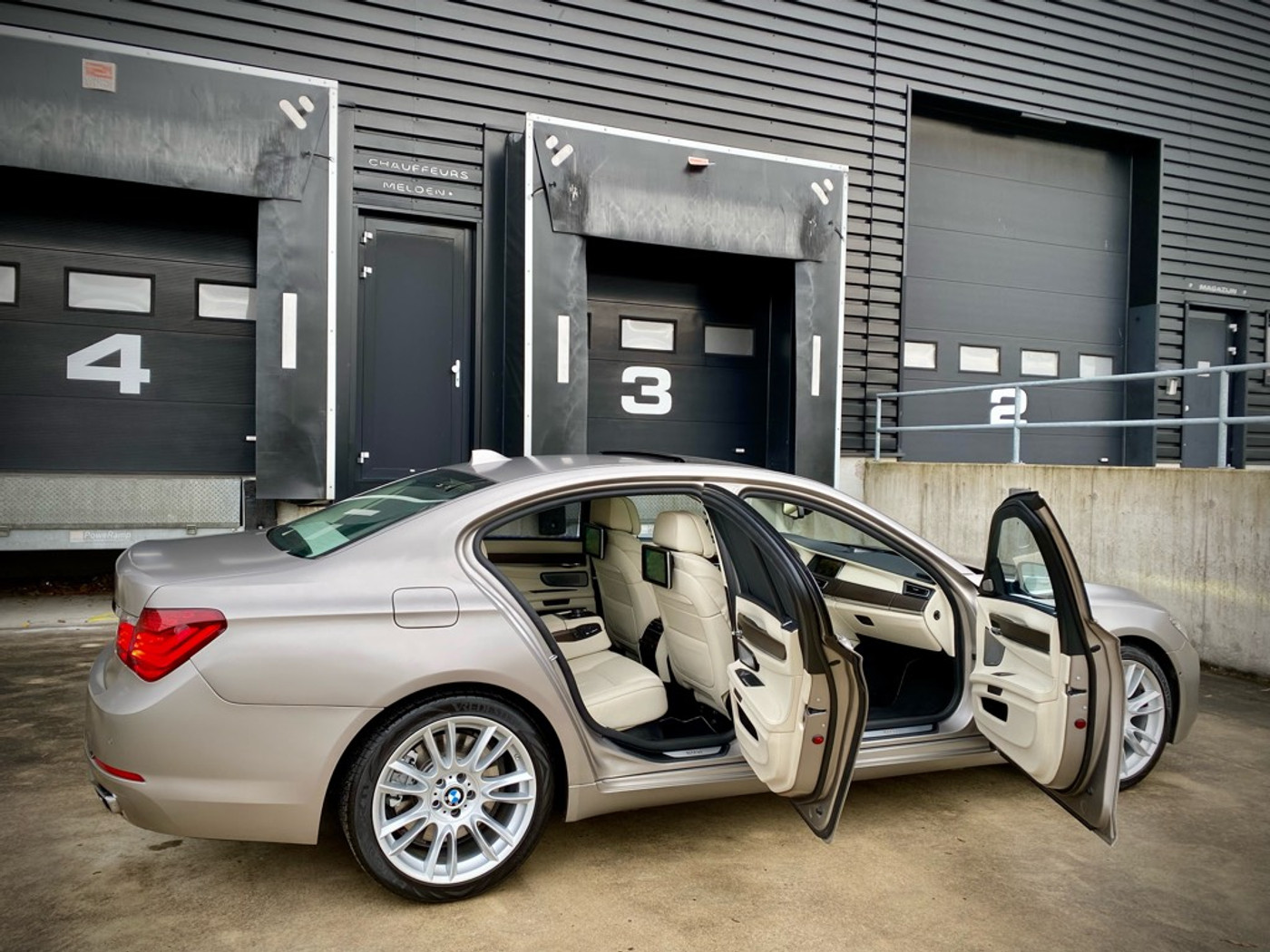Foto van BMW 750i xDrive