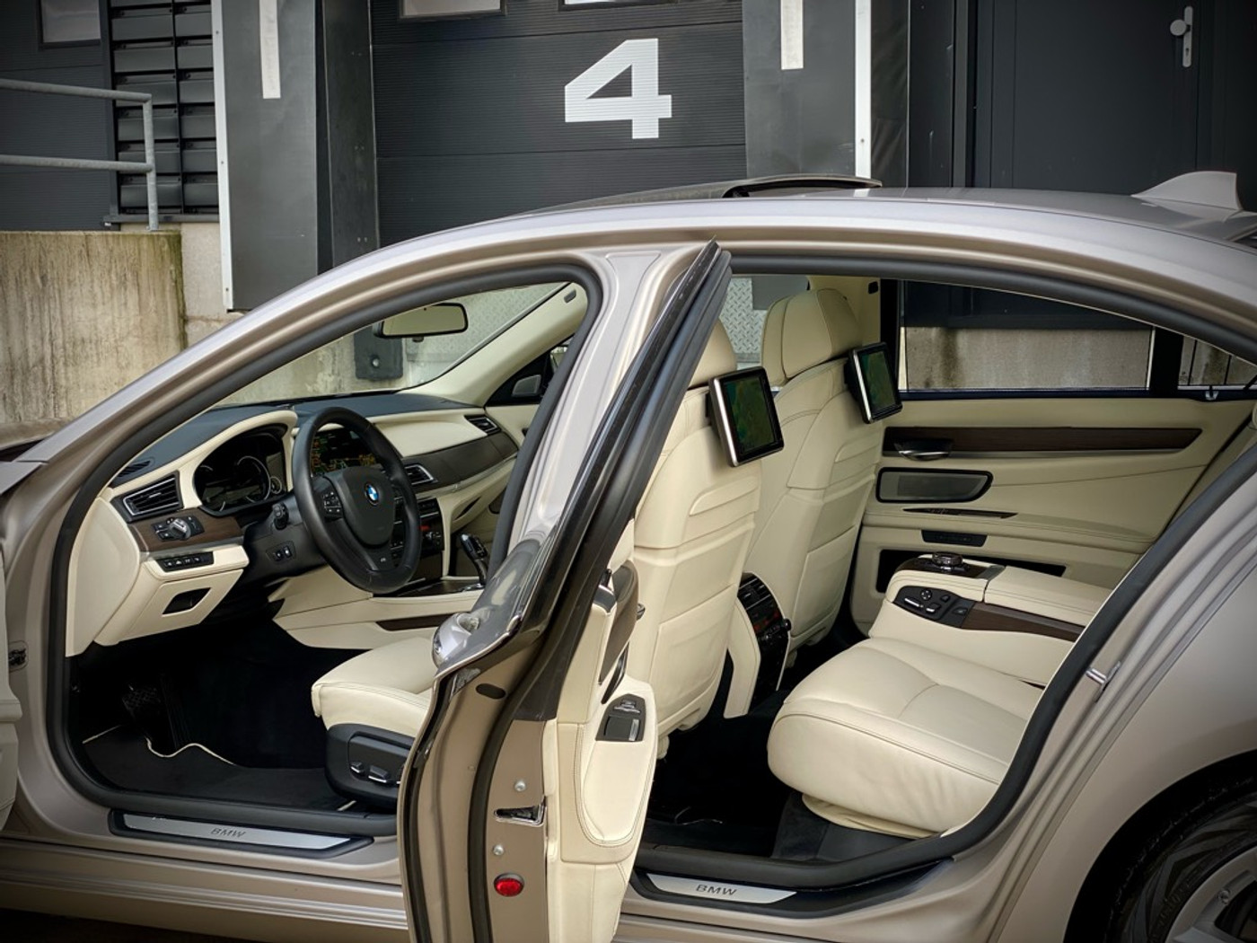 Foto van BMW 750i xDrive