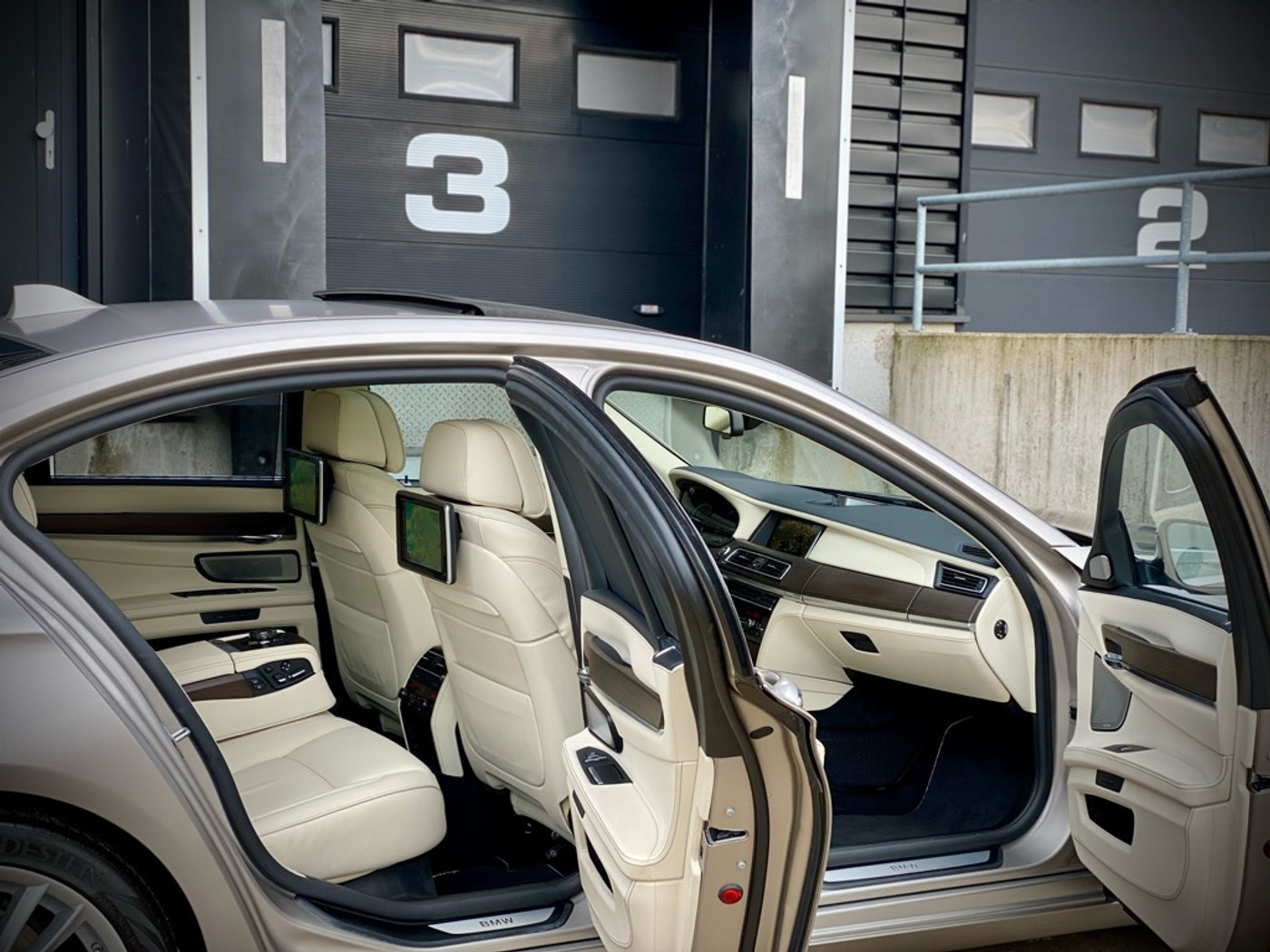 Foto van BMW 750i xDrive