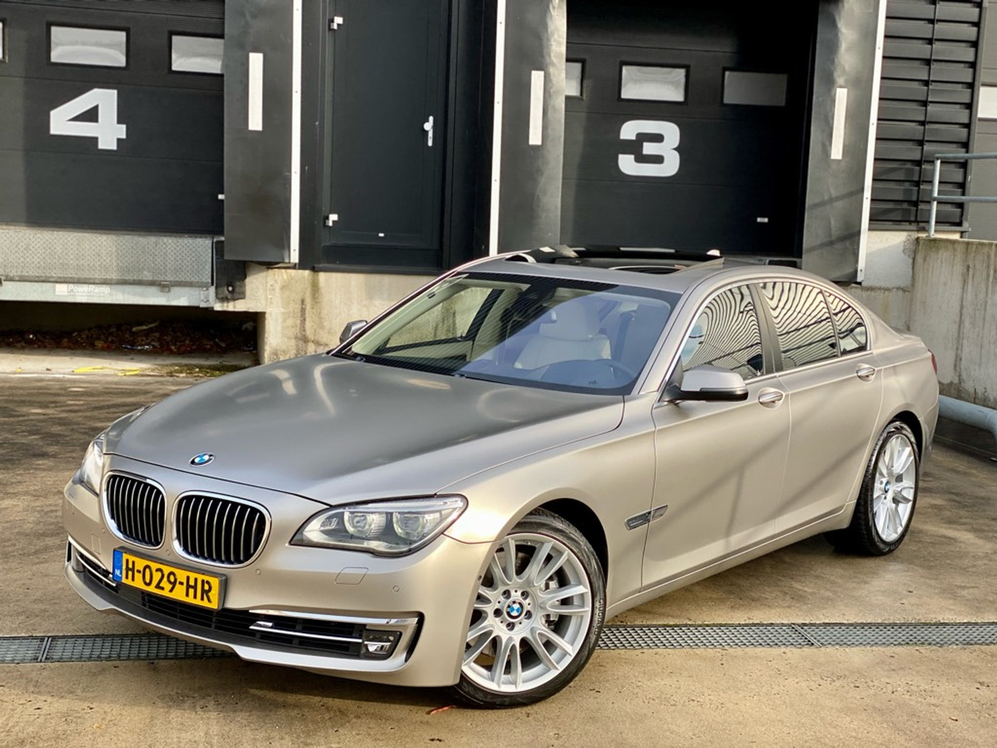 Foto van BMW 750i xDrive