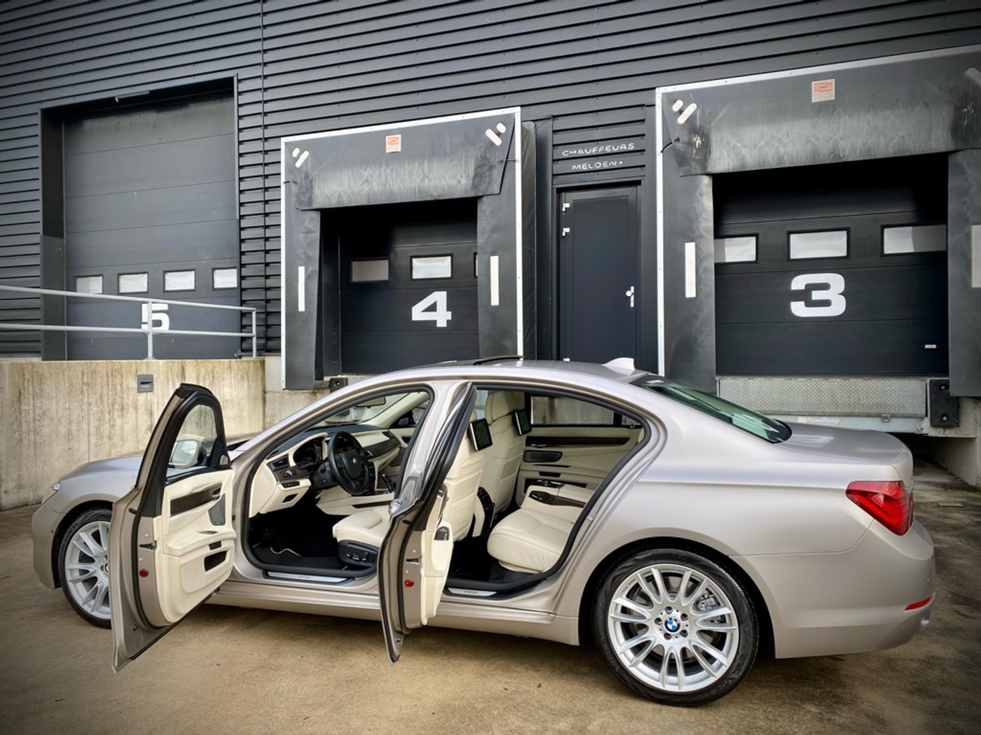 Foto van BMW 750i xDrive