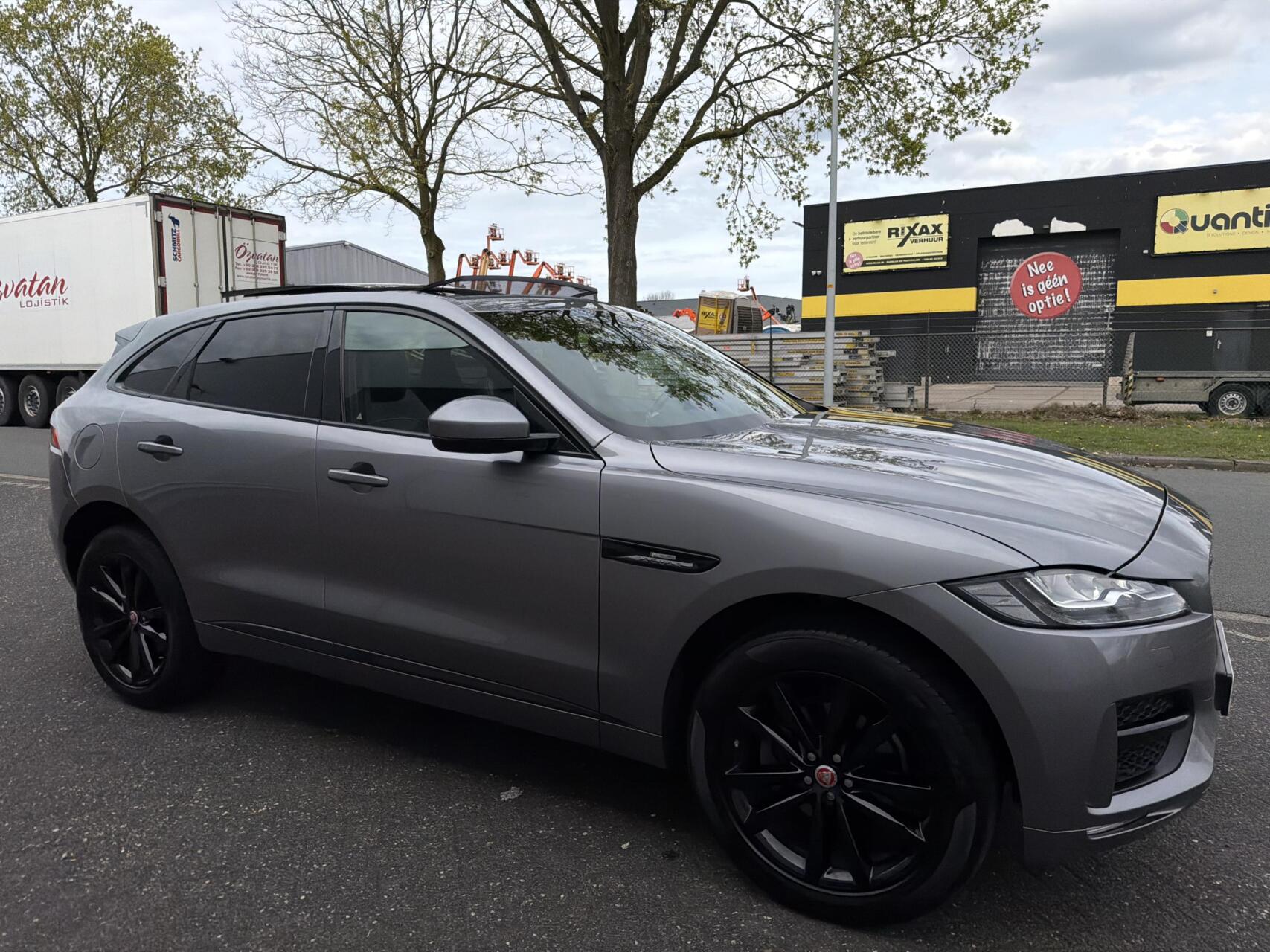 Foto van Jaguar Jaguar F-pace