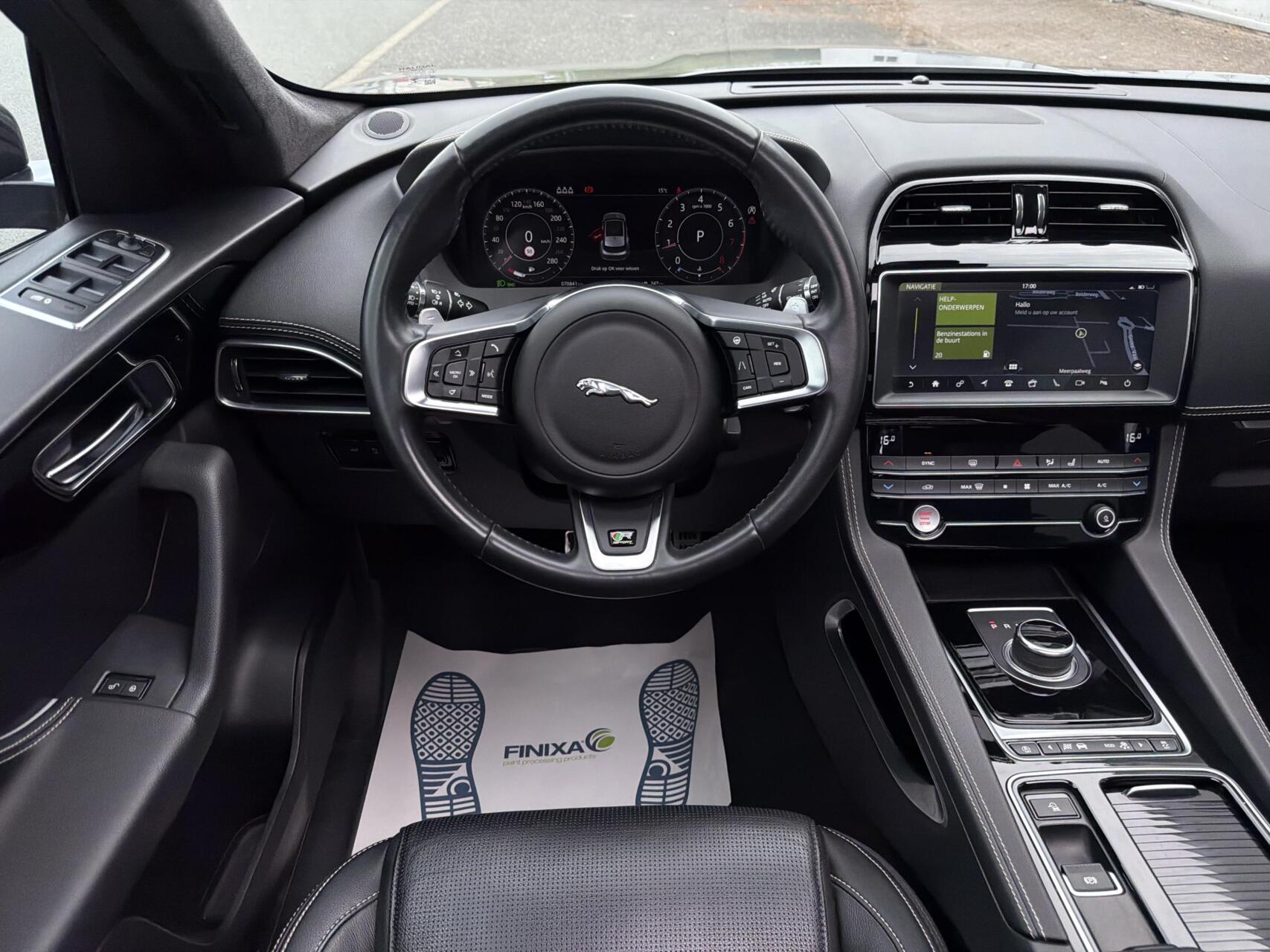 Foto van Jaguar Jaguar F-pace