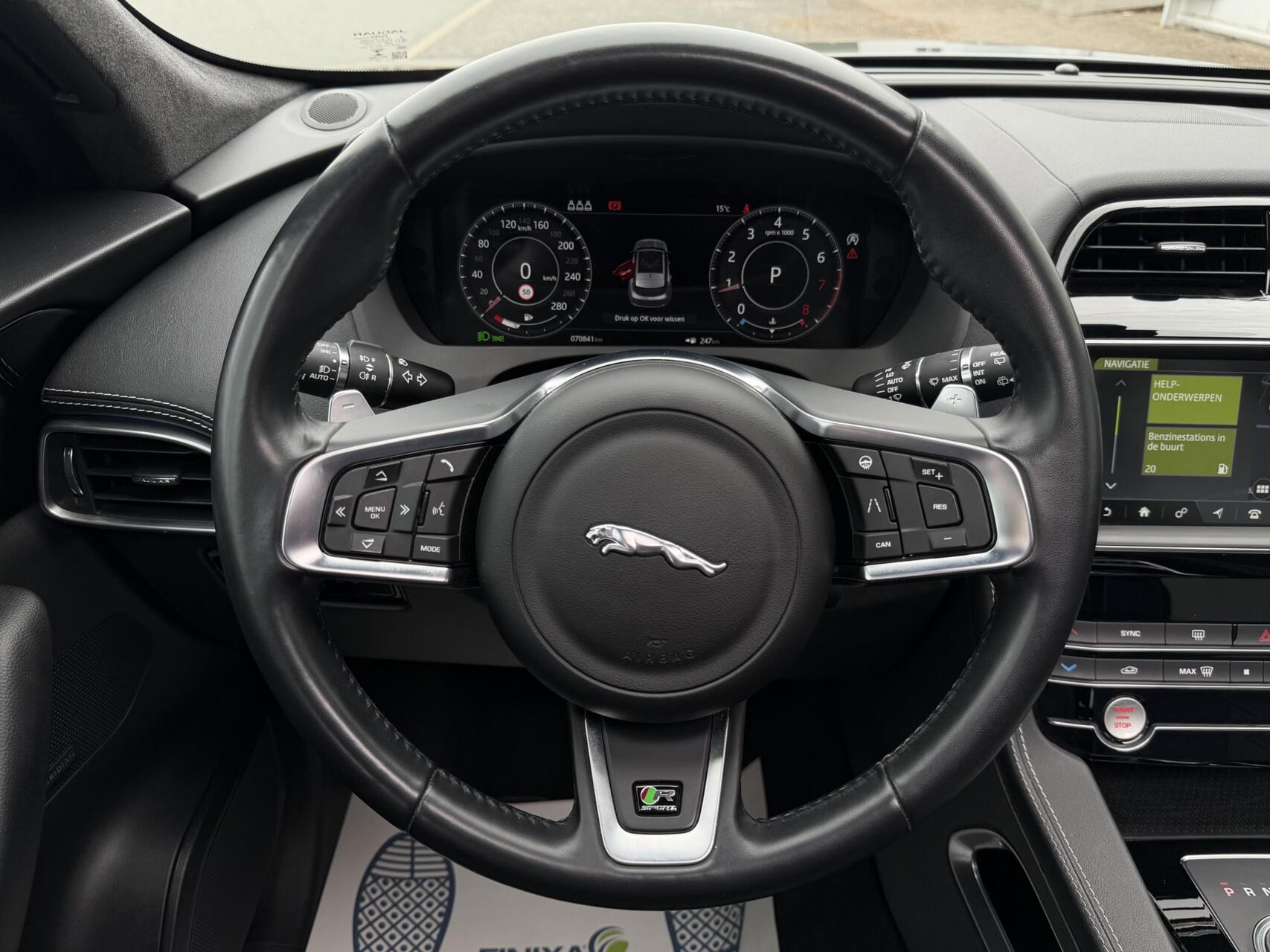 Foto van Jaguar Jaguar F-pace