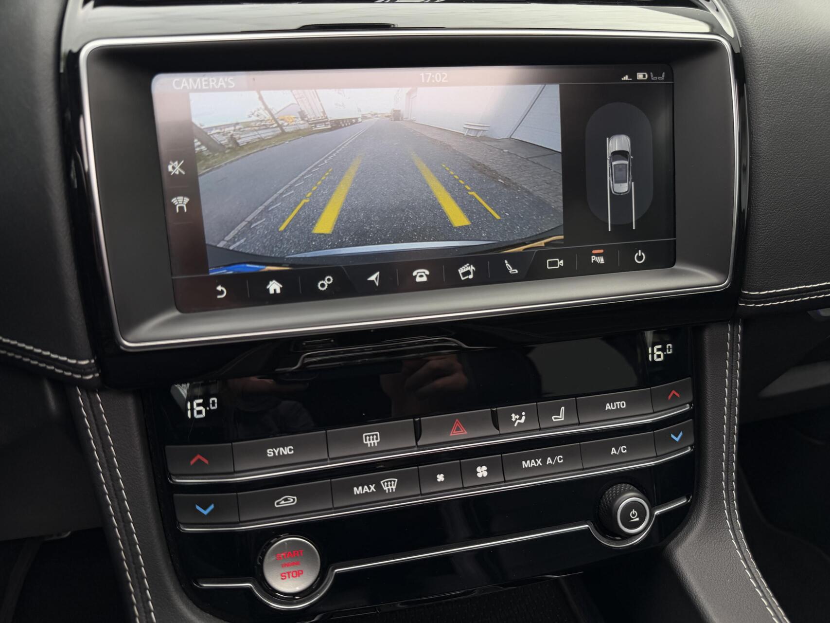 Foto van Jaguar Jaguar F-pace