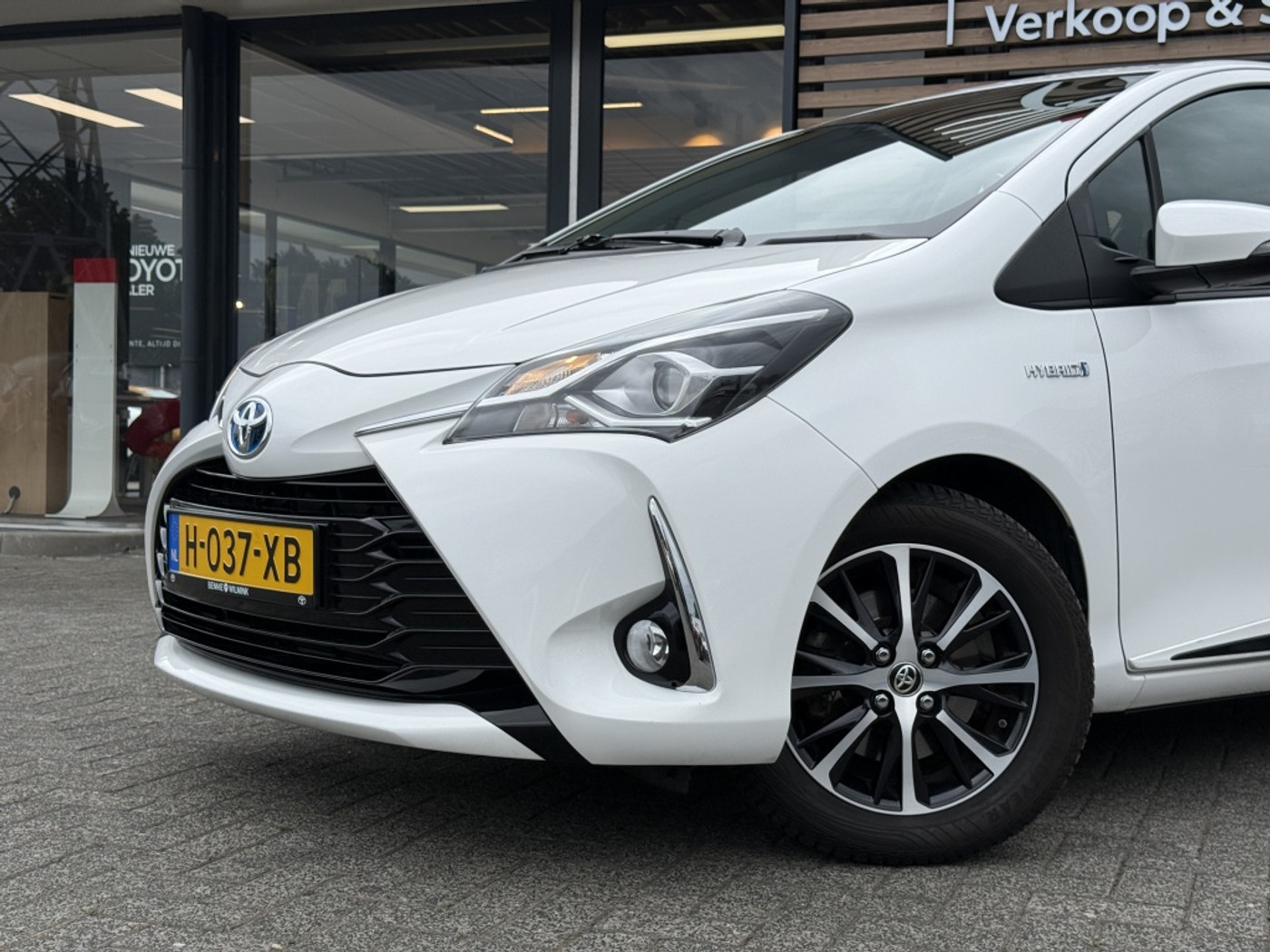 Foto van Toyota Toyota Yaris Hybrid