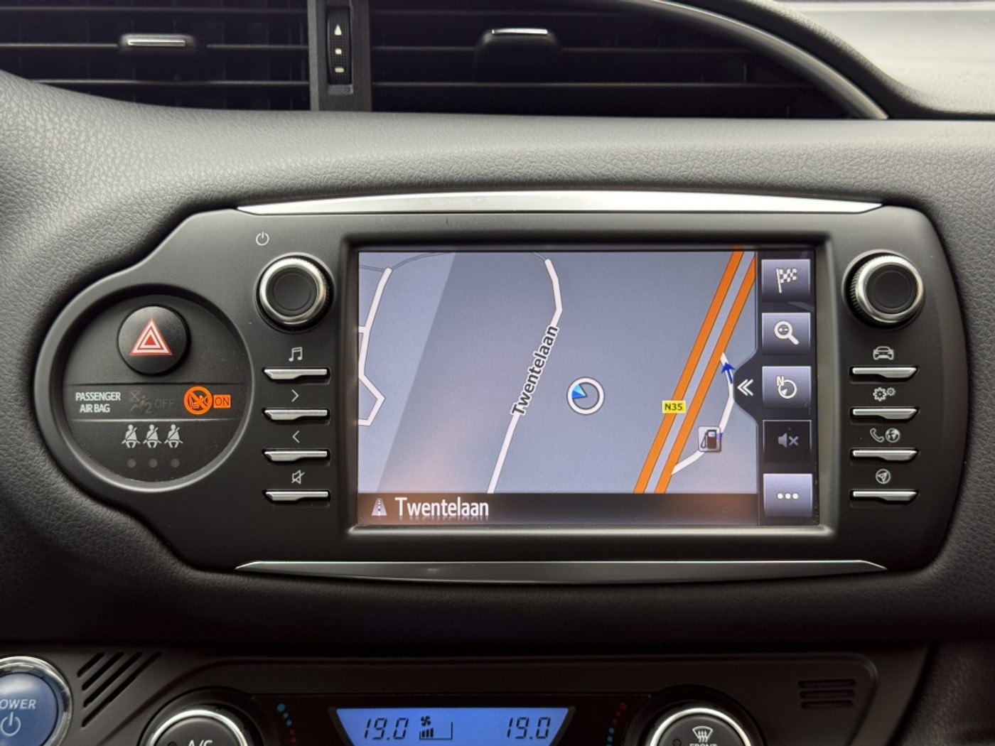 Foto van Toyota Toyota Yaris Hybrid