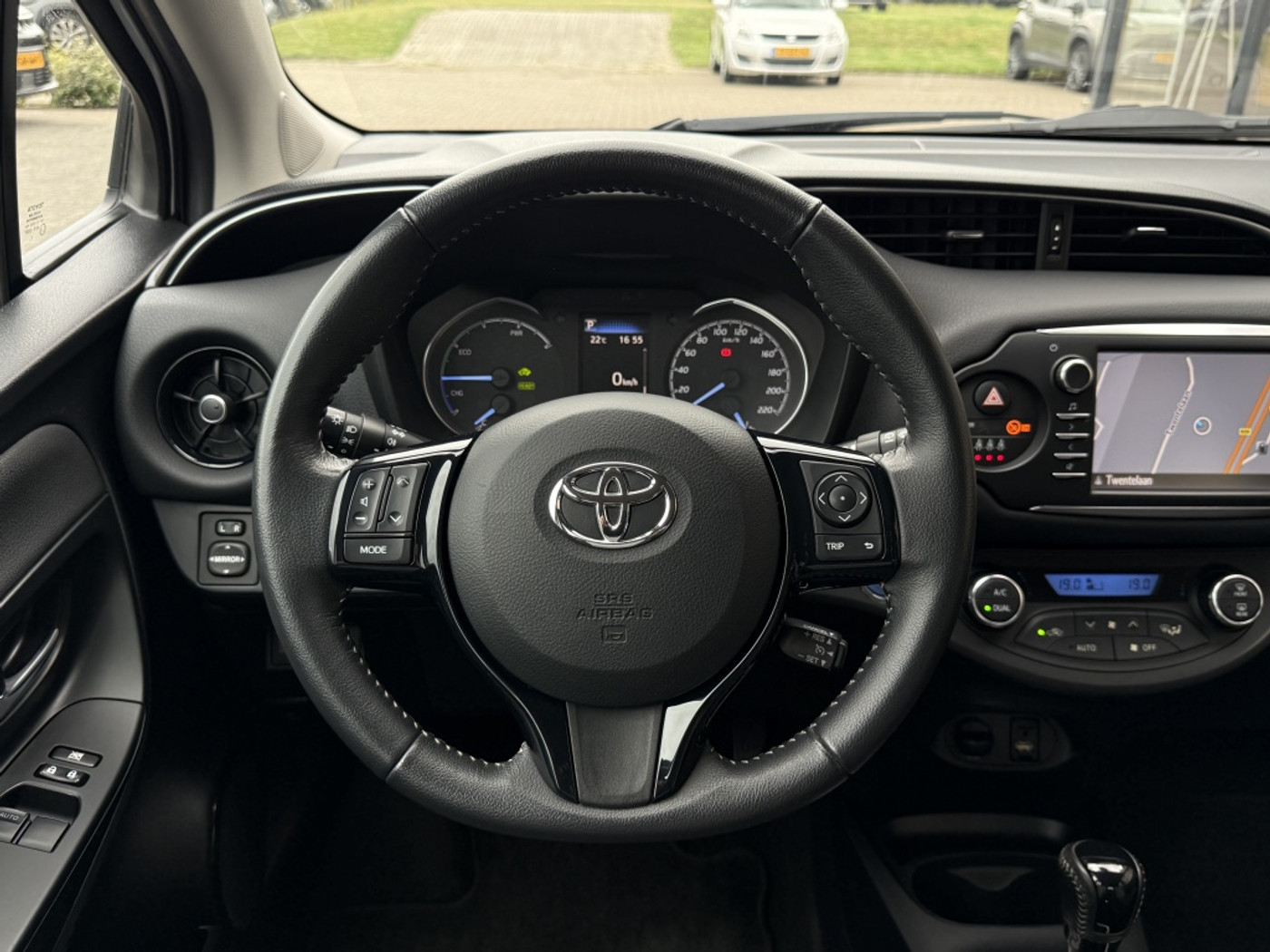 Foto van Toyota Toyota Yaris Hybrid