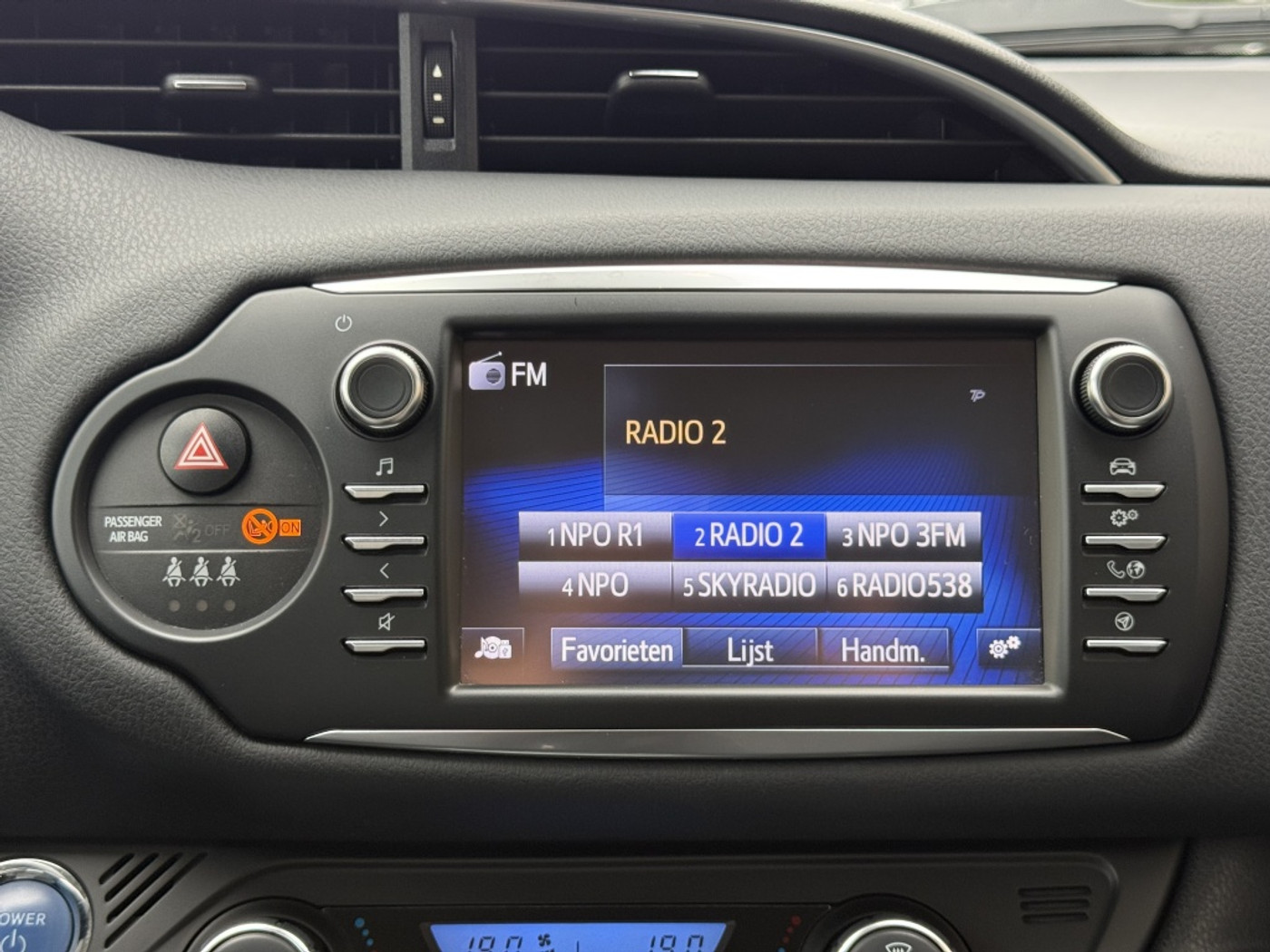 Foto van Toyota Toyota Yaris Hybrid