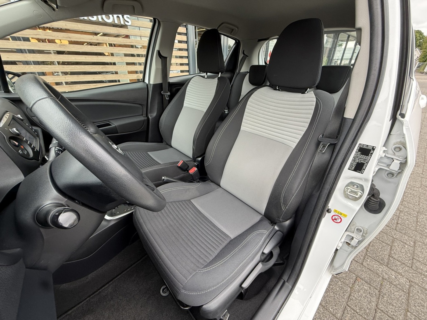 Foto van Toyota Toyota Yaris Hybrid