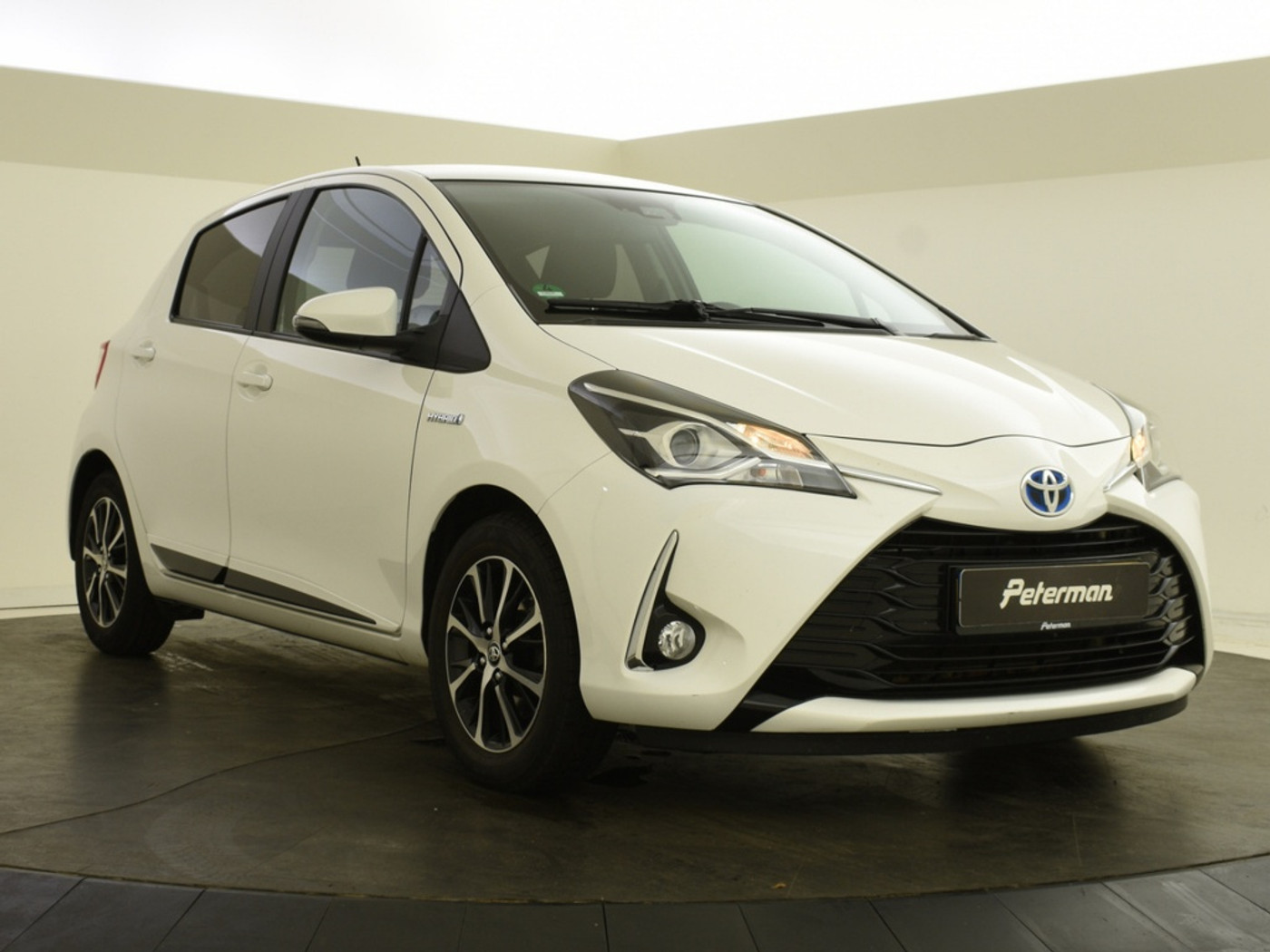 Foto van Toyota Toyota Yaris Hybrid