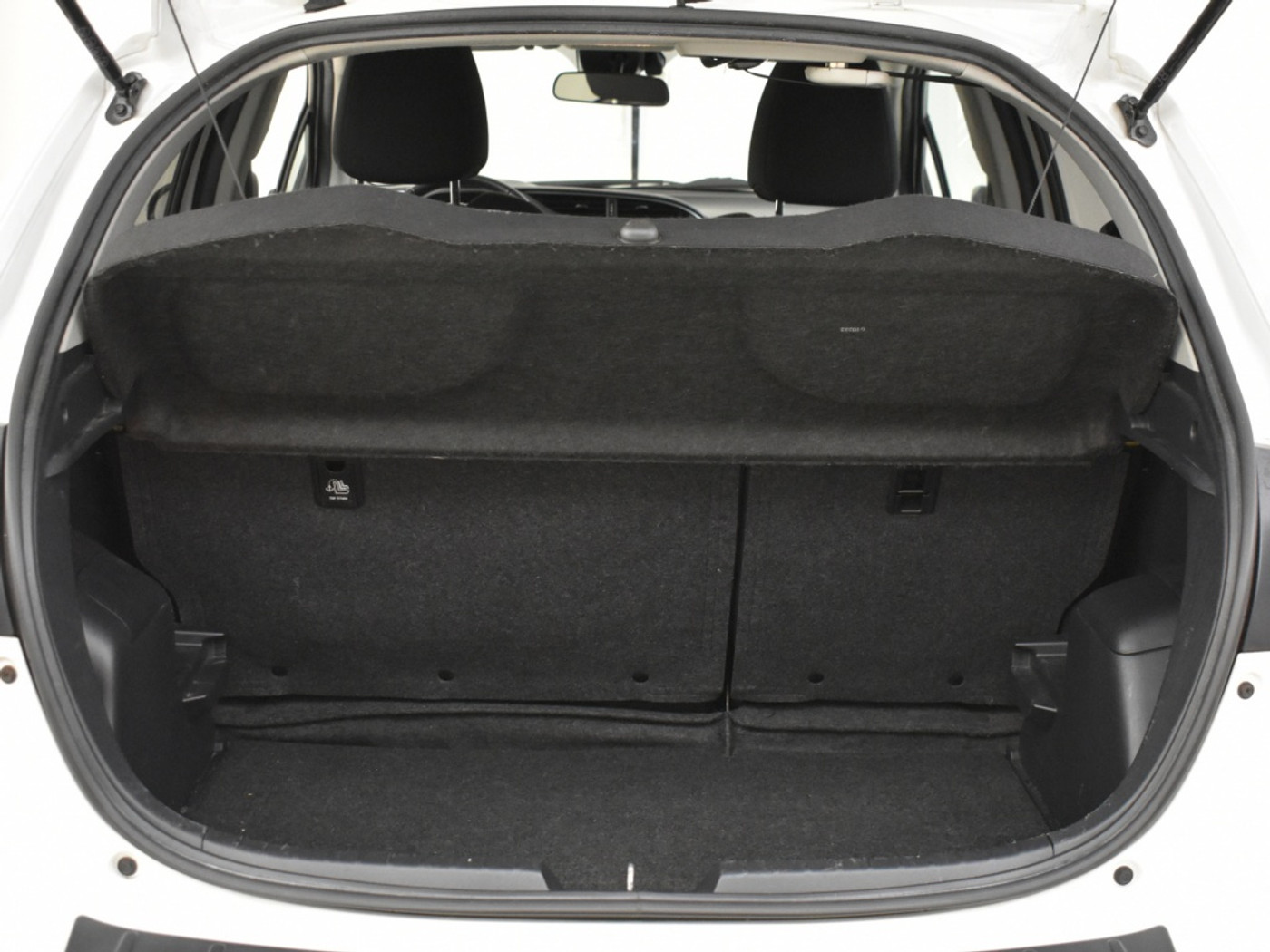 Foto van Toyota Toyota Yaris Hybrid