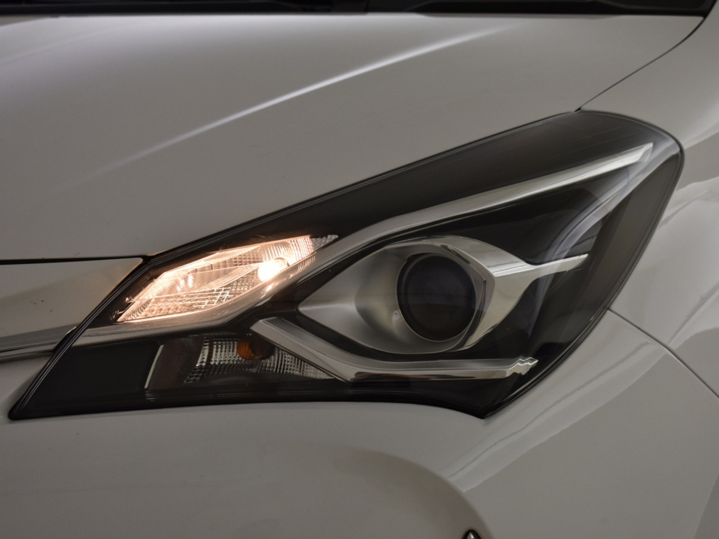 Foto van Toyota Toyota Yaris Hybrid