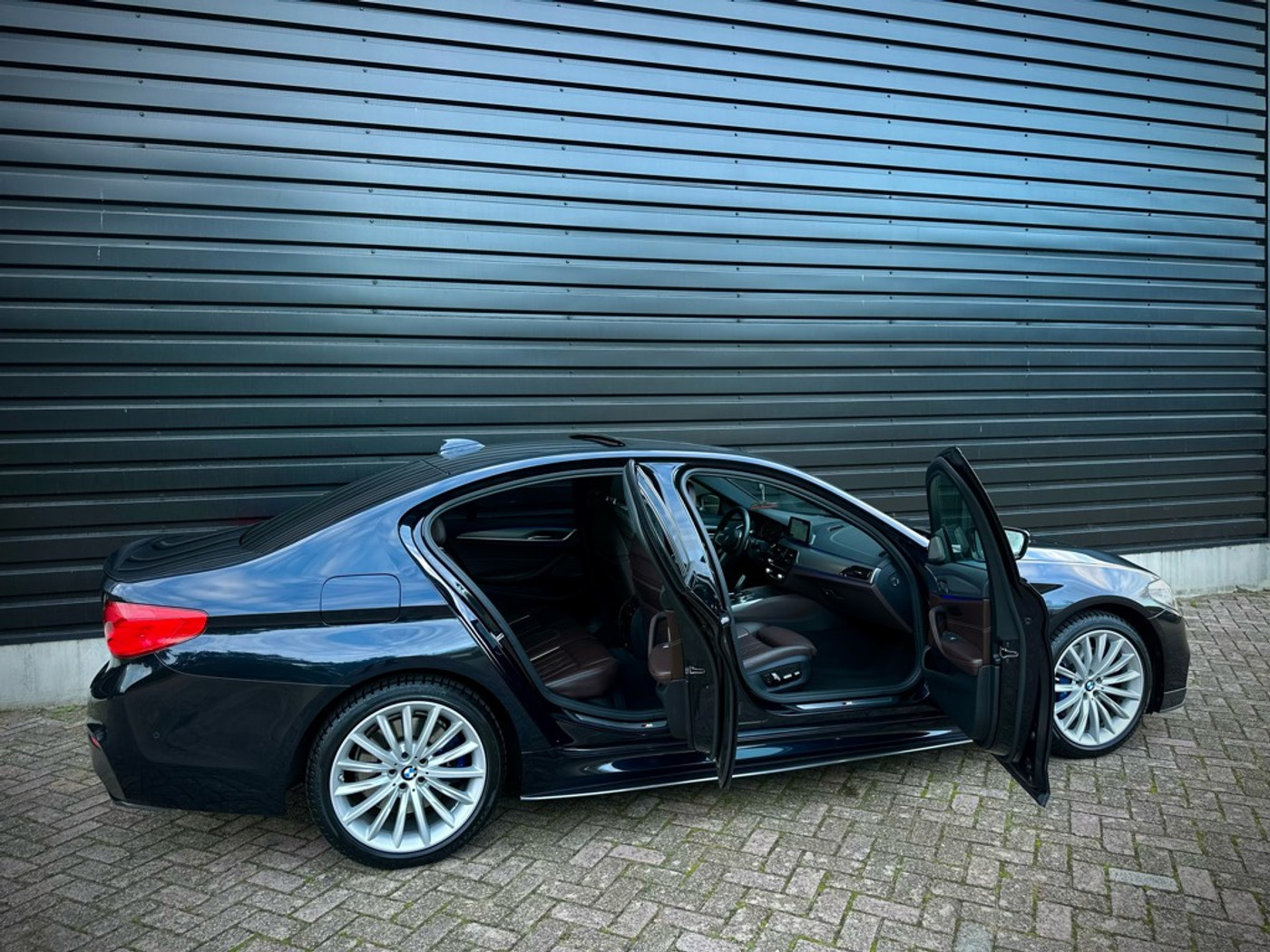 Foto van BMW 530e Iperformance
