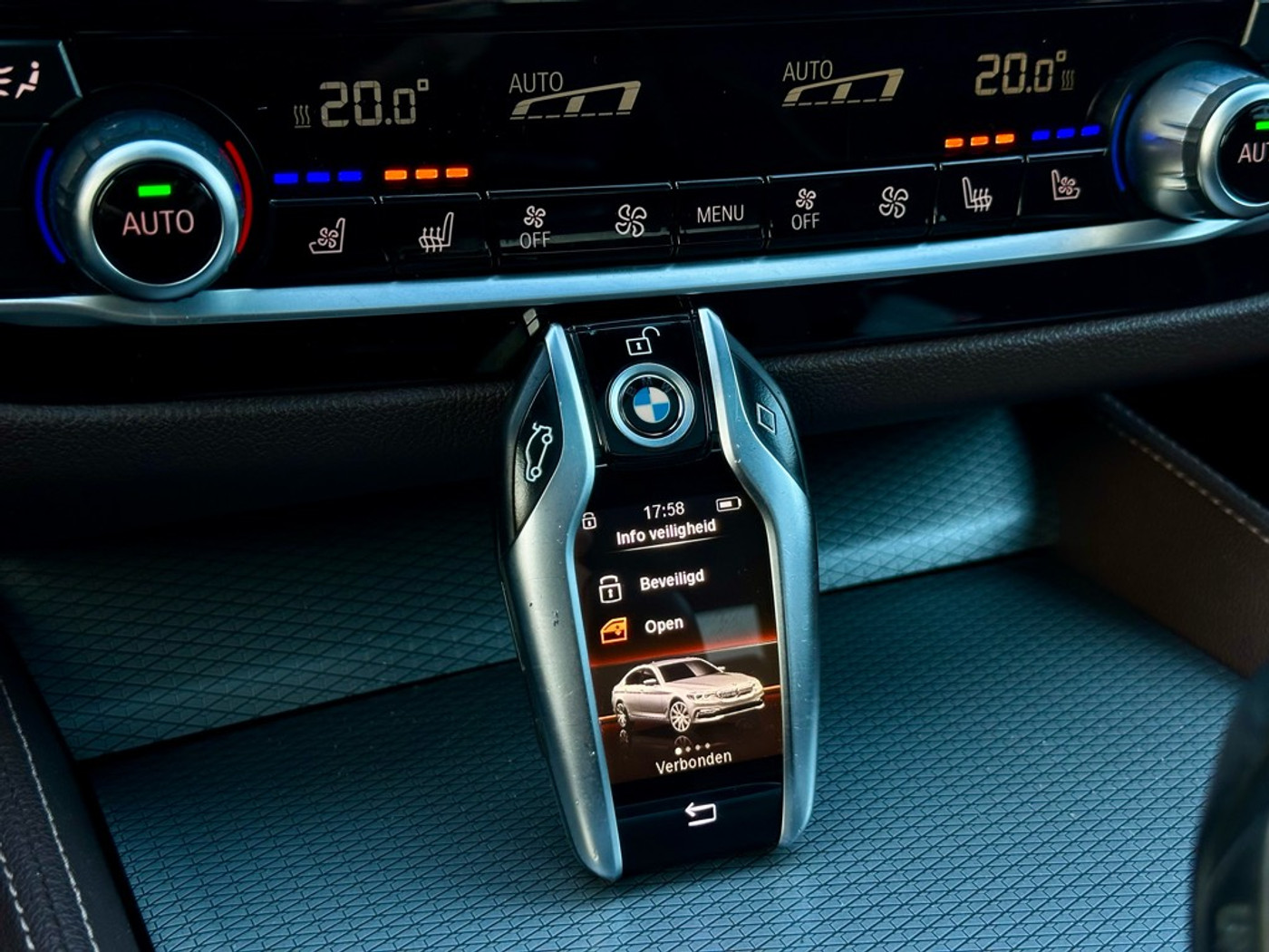 Foto van BMW 530e Iperformance