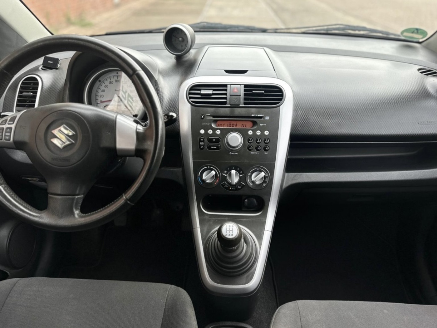Foto van Suzuki Splash